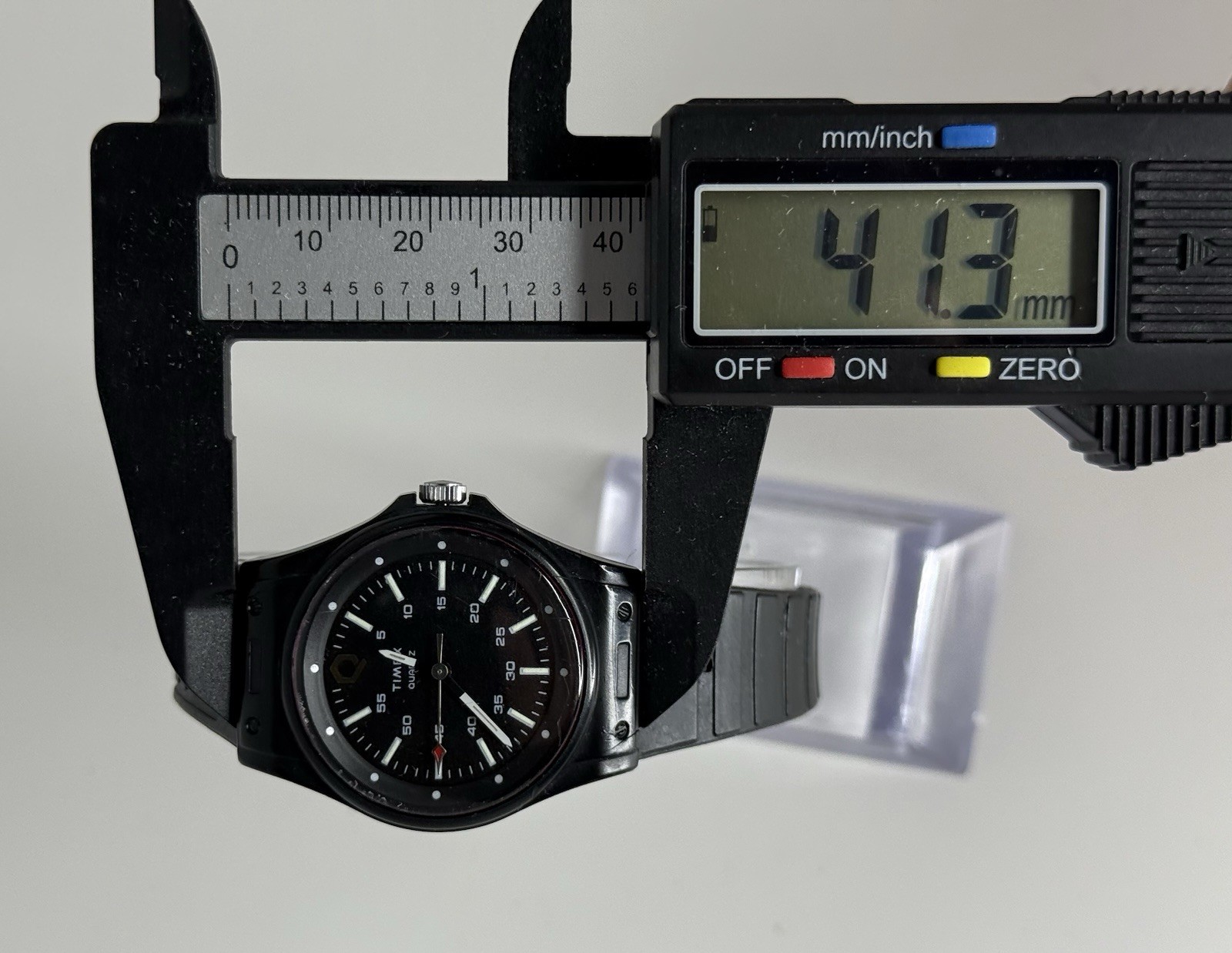 Vintage 1979 Timex Black Max Sport Quartz M Cell Wrist Watch 33mm Philippines