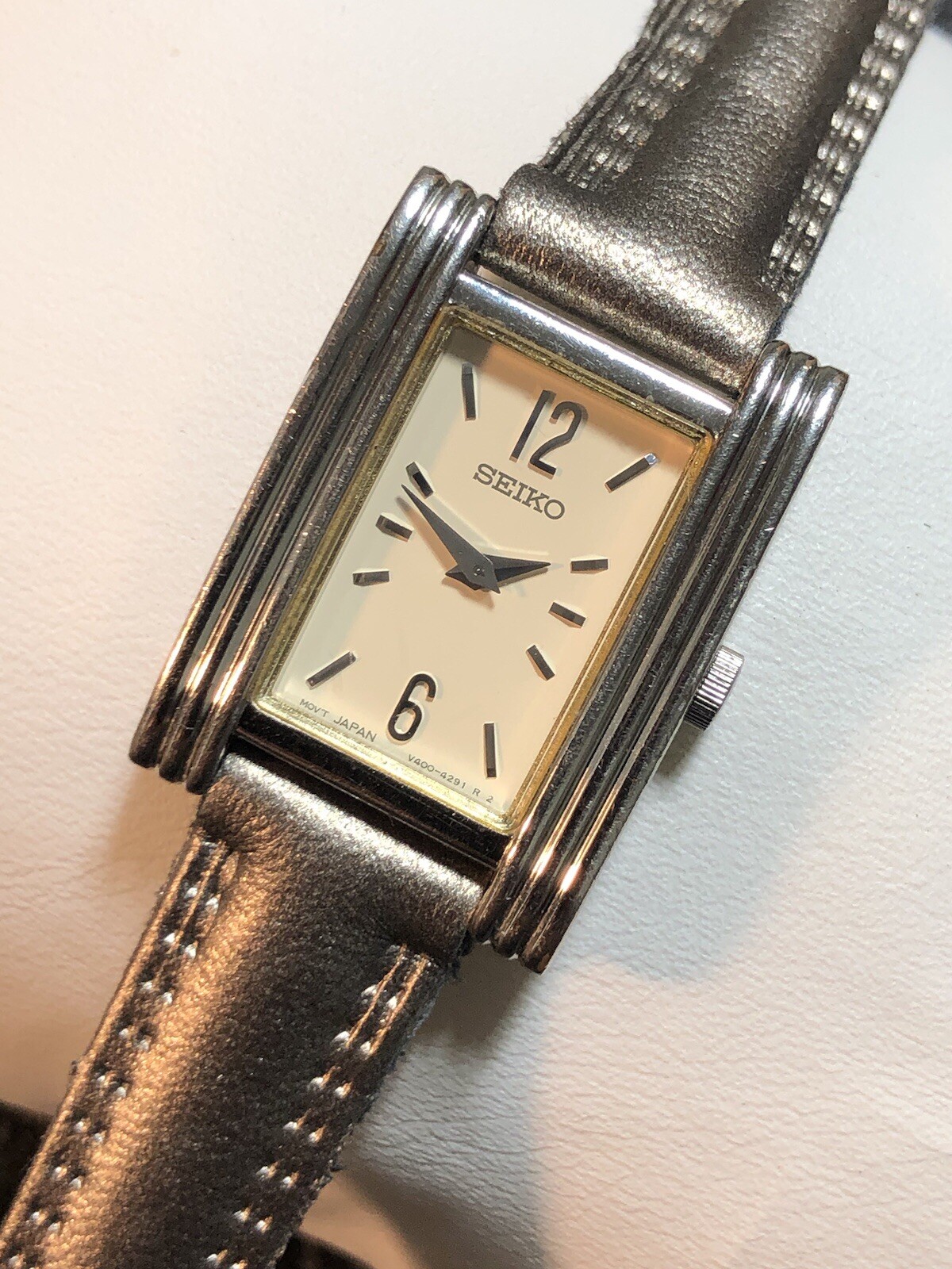 Vintage Seiko Women’s Rectangle Tank Silver Tone V400 Watch New Band/Battery