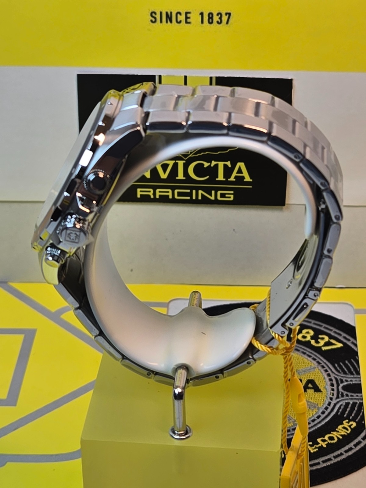 Invicta Special Edition Replica Racing Car w/ Invicta 44mm Speedway Bundle