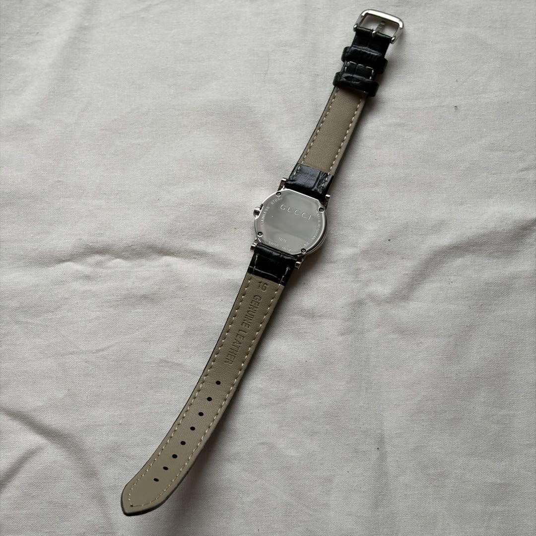 Gucci 101L Ladies Black Quartz Wristwatch Japan Polished 071659
