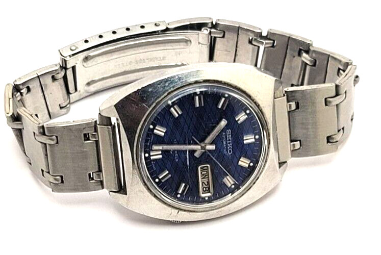 Seiko Argyle Vintage Diamond Pattern Dial Automatic Japan Mens Watch 7009-8009-P