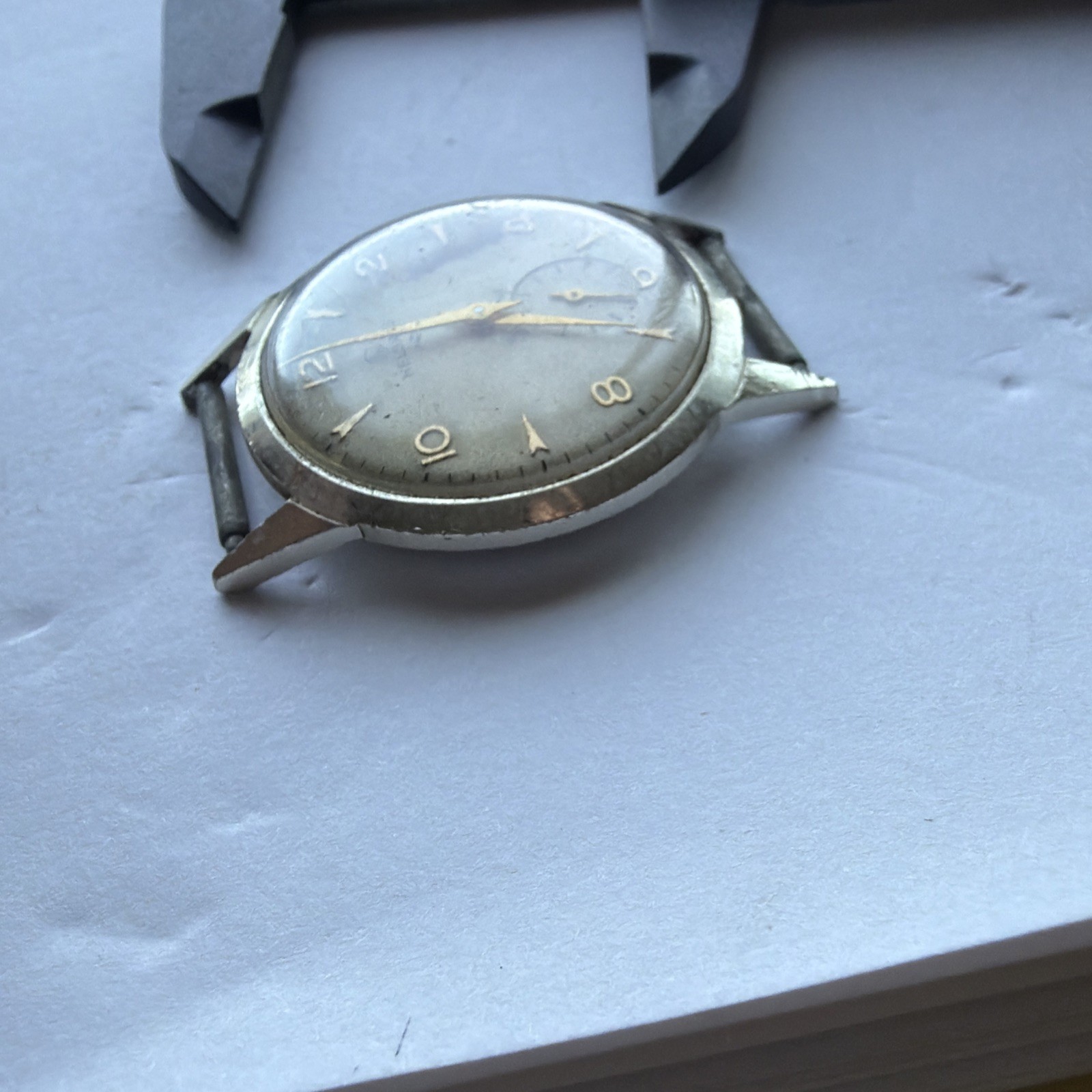AV23 VTG Mechanical Wind Helbros 33mm Mens Watch Repairs Aluminum Case As Is**