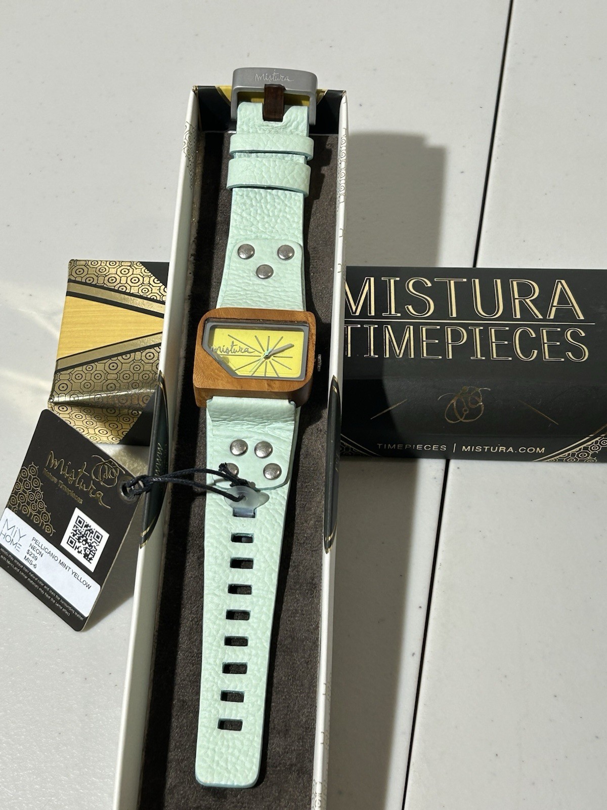 Mistura Wood, Leather Watch Original Rare Time Piece Fine Woods Lt Green, Yellow
