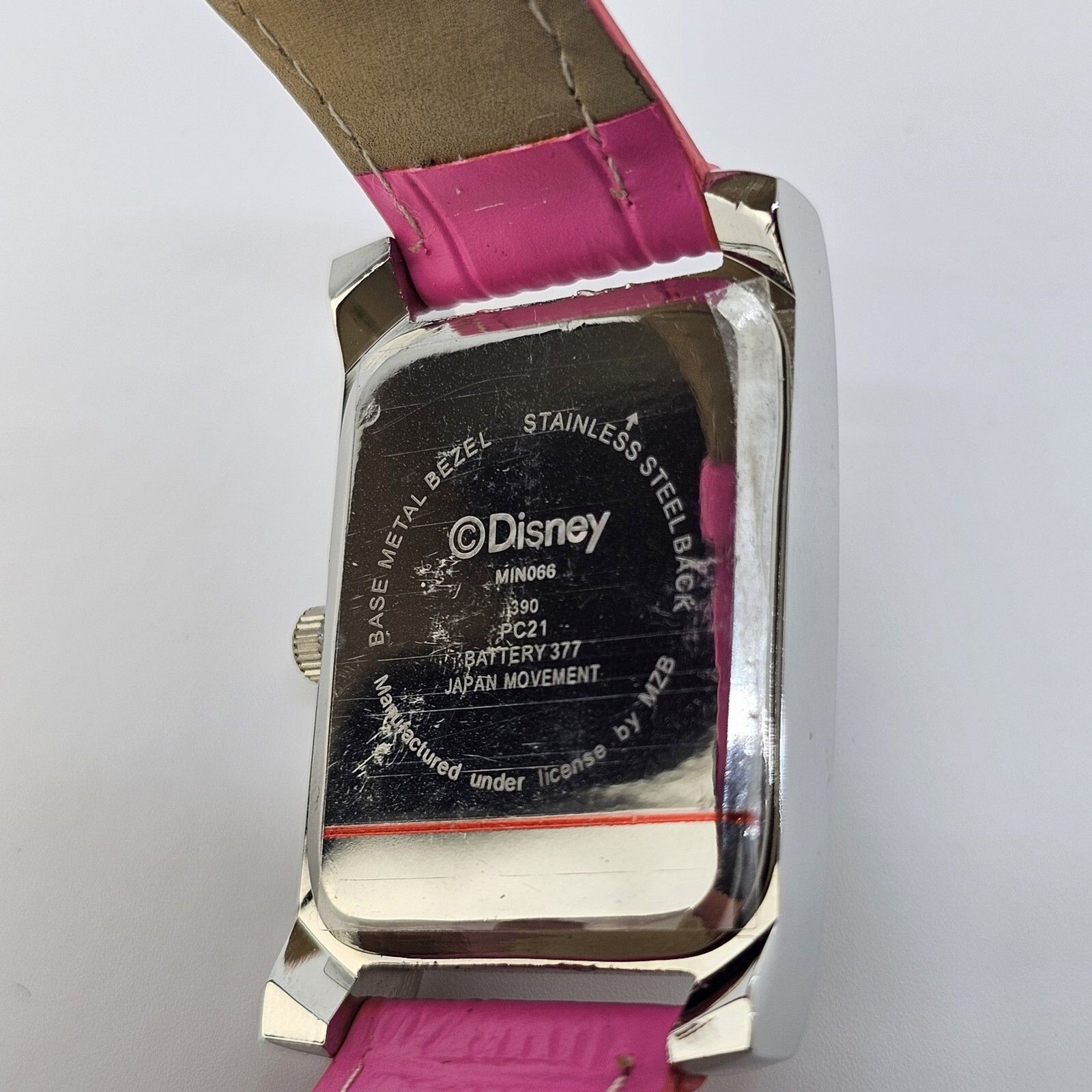 Minnie Mouse Women’s Watch 26MM White Dial Pink Leather Band Straps New Battery