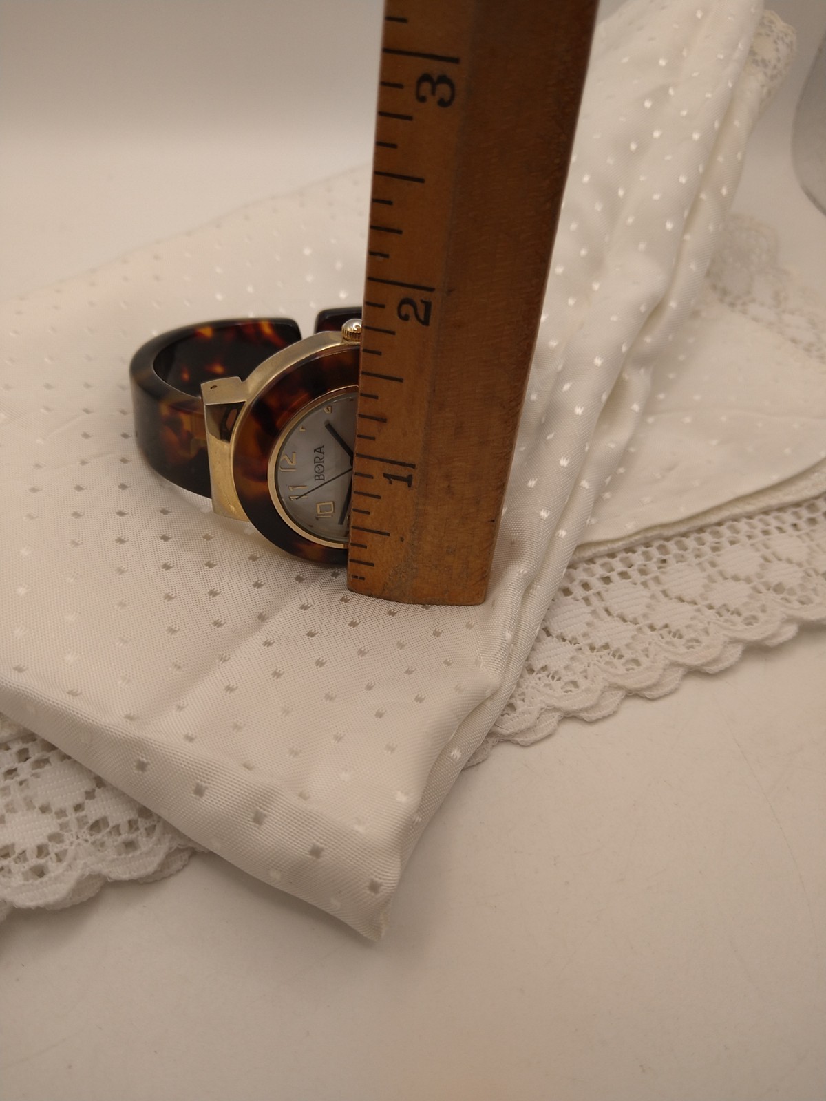 Bora Watch Tortoiseshell Bangle Mother Of Pearl Gold Tone Japan Needs Battery