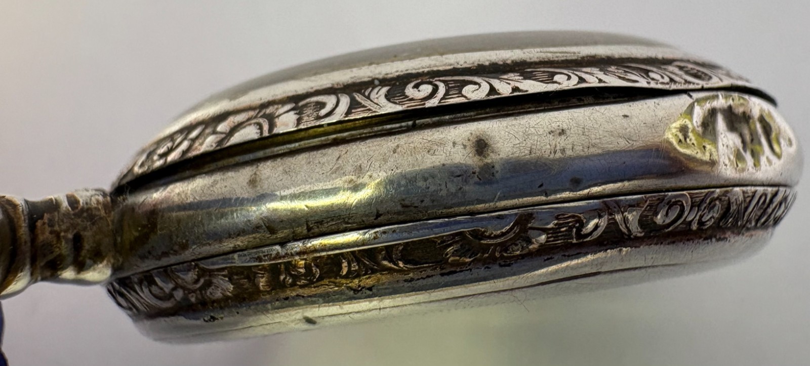 ANTIQUE 1880 VICTORIAN HAND PAINTED & HIGHLY ENGRAVED SILVER POCKET WATCH