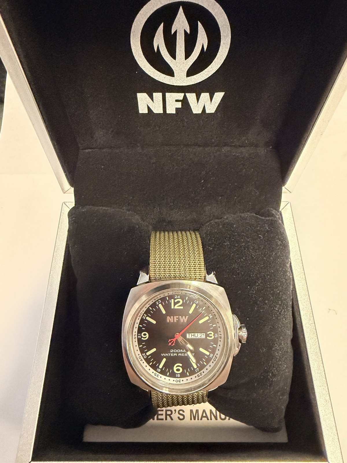 NFW Vector Watch 00605 Full Set Mint With Extra Strap And Deployant Clasp