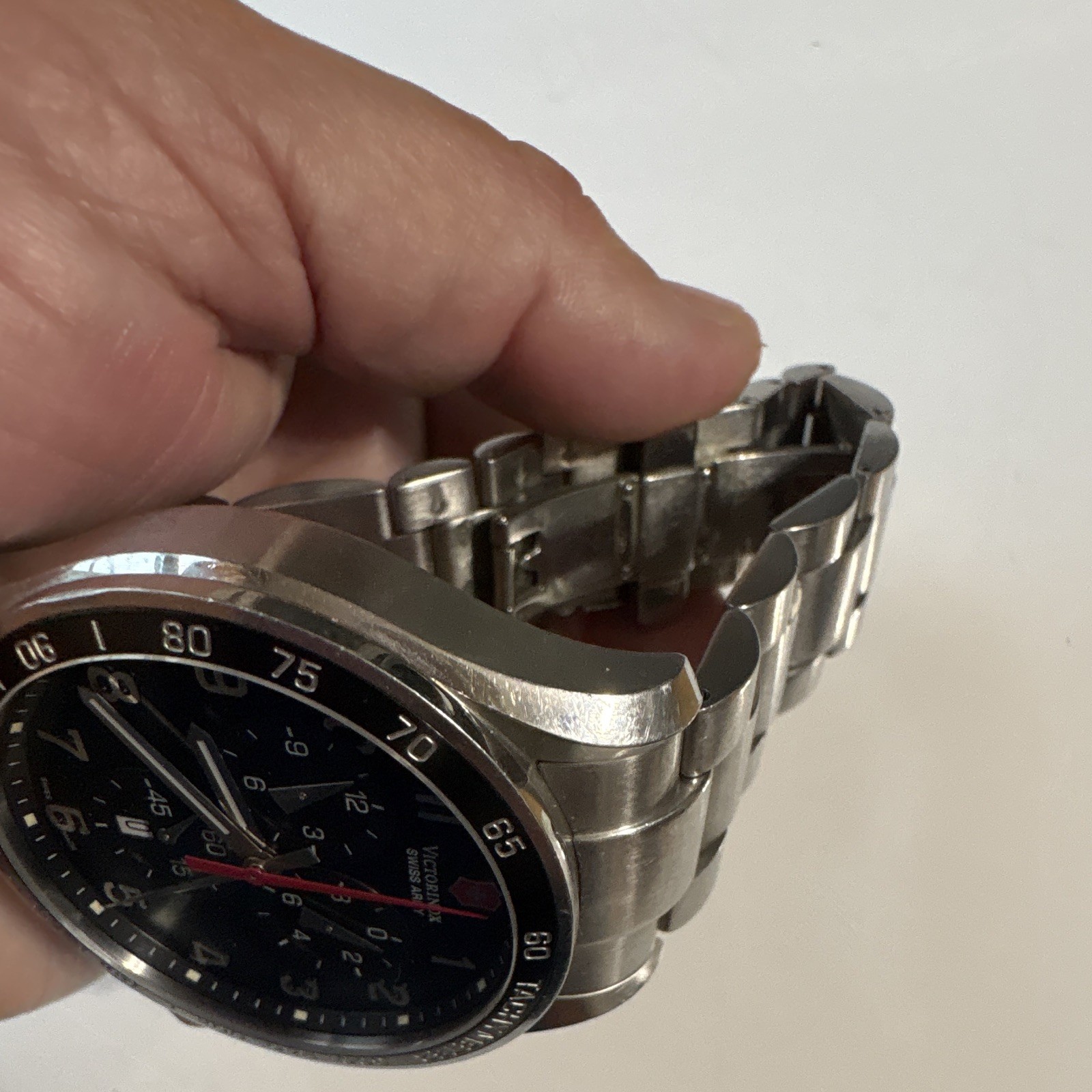 VICTORINOX SWISS ARMY “CHRONOGRAPH BLACK DIAL 241199 ABSOLUTELY BEAUTIFUL WATCH