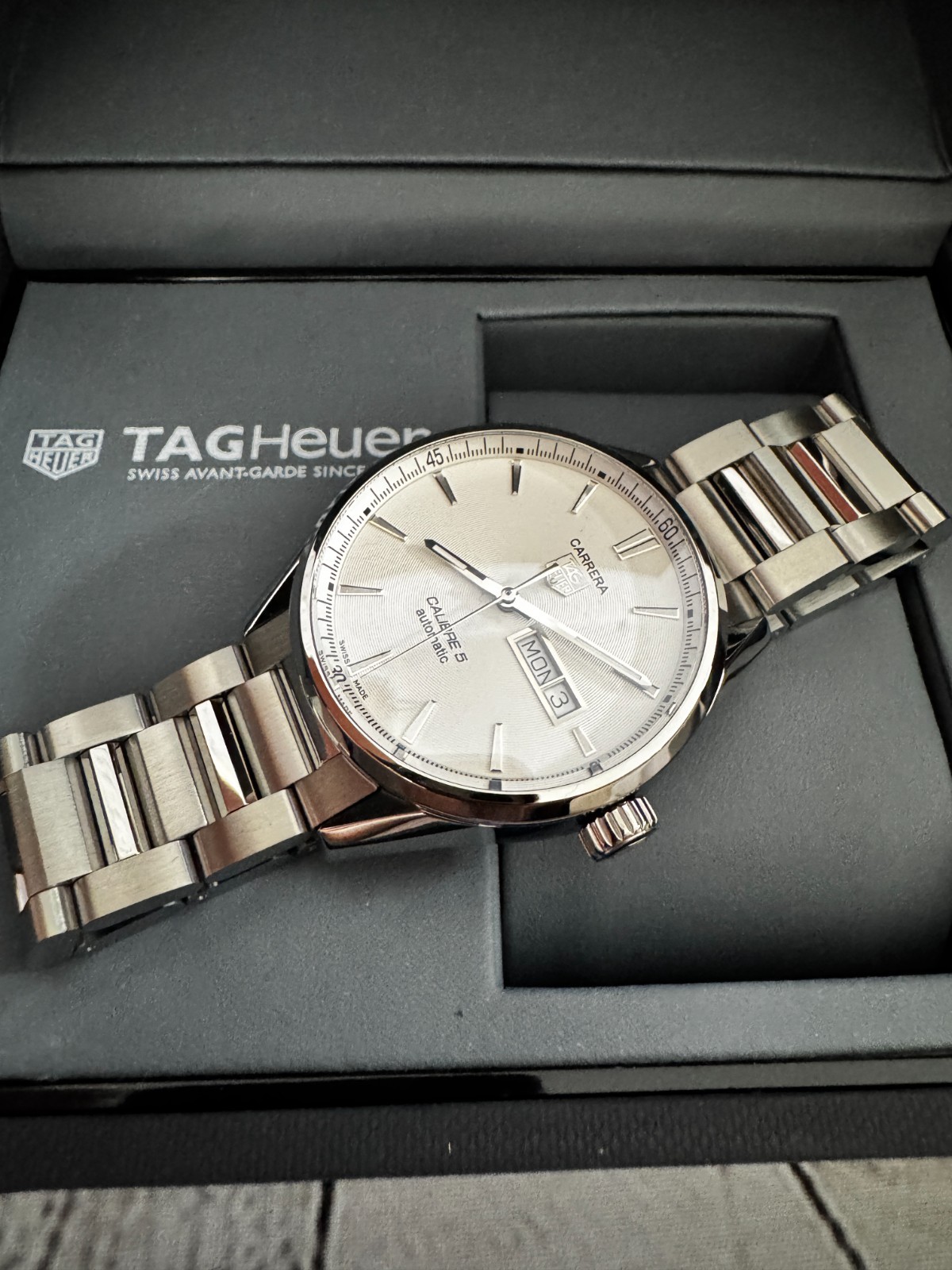 TAG HEUER Carrera Caliber 5 Automatic 41 mm Mens Watch WAR201B.BA0723 White Dial