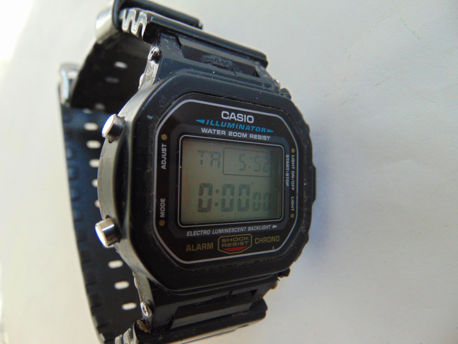 Vintage Casio G-Shock DW-5600E Illuminator Digital Watch 200M Alarm Chrono *READ