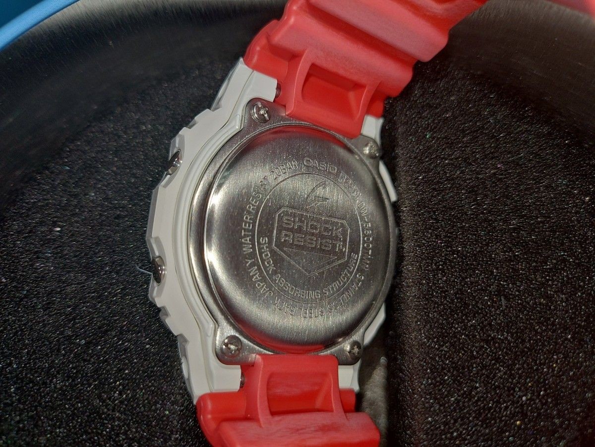 Unused Casio G-Shock MANEKINEKO DW-5600TMN-7JR Wristwatchfrom Japan