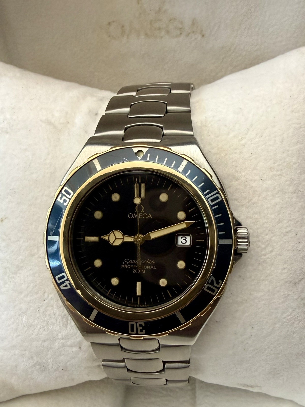 Omega Seamaster 200m • Pre-Bond Quartz • 368.1041 • Full Size • Box & Papers