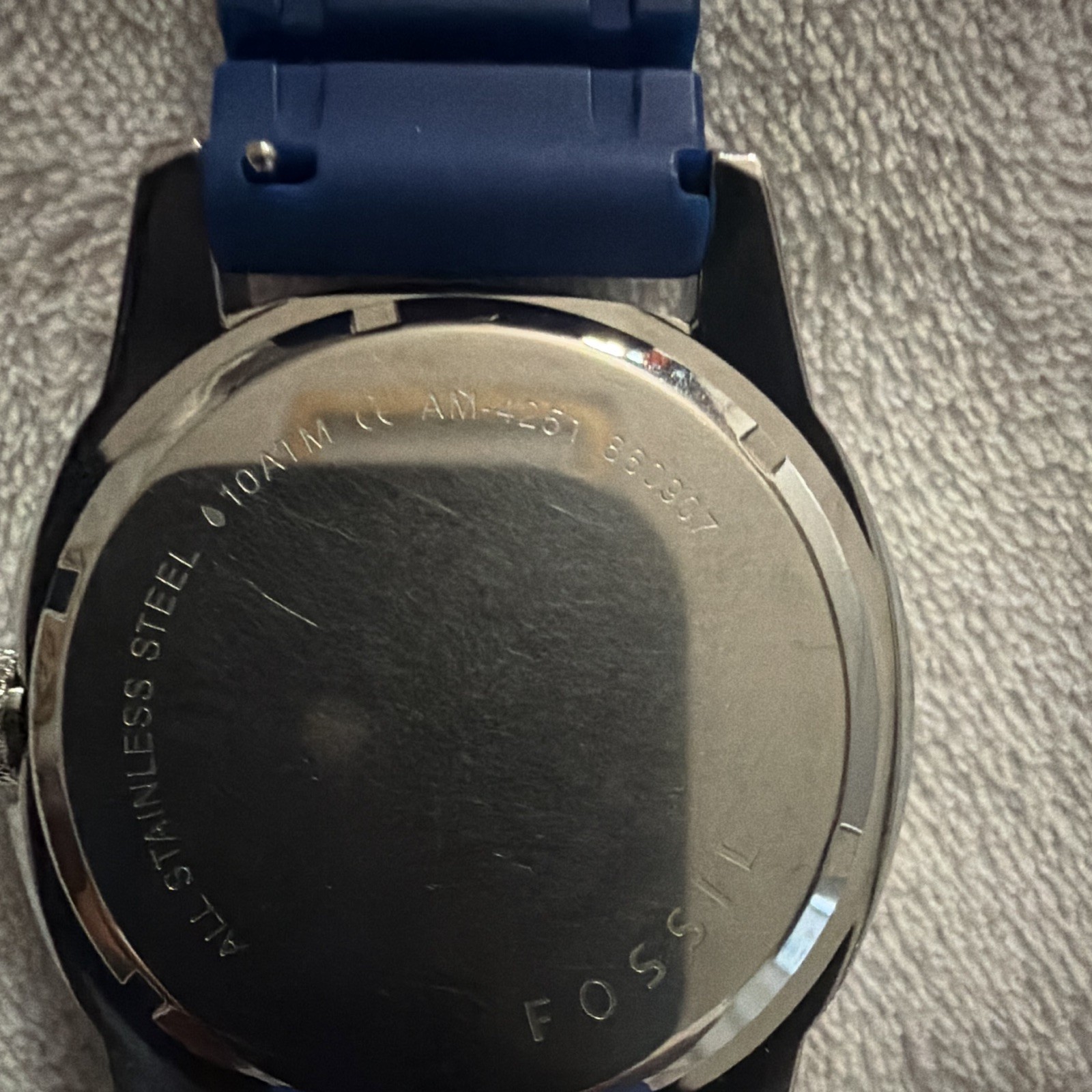Fossil AM-2577 Quartz Analog 45mm Steel White Dial Blue Rubber Strap Date