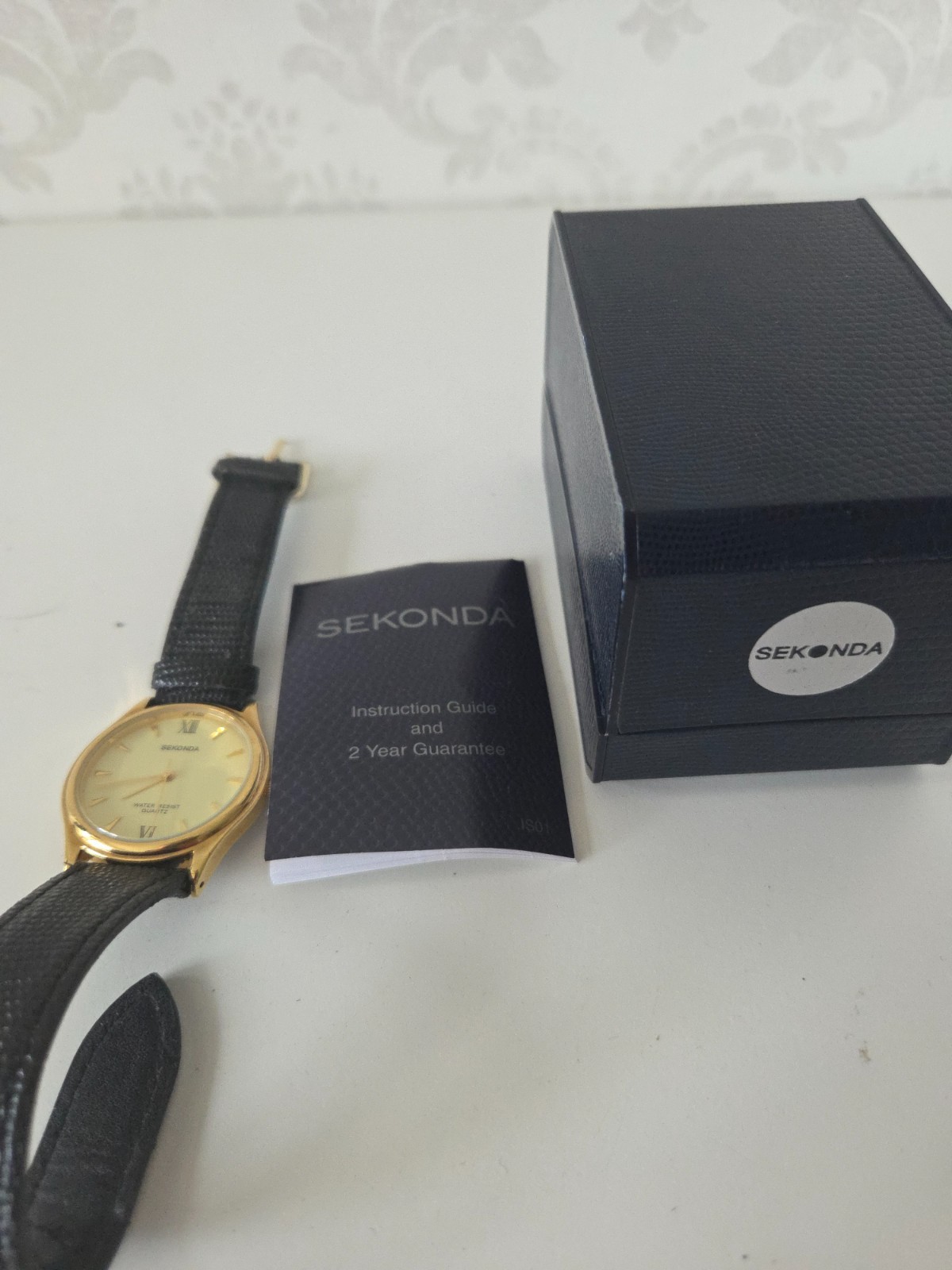 Sekonda Classic Gold Tone Quartz Watch Black Leather Strap Roman Numerals Boxed