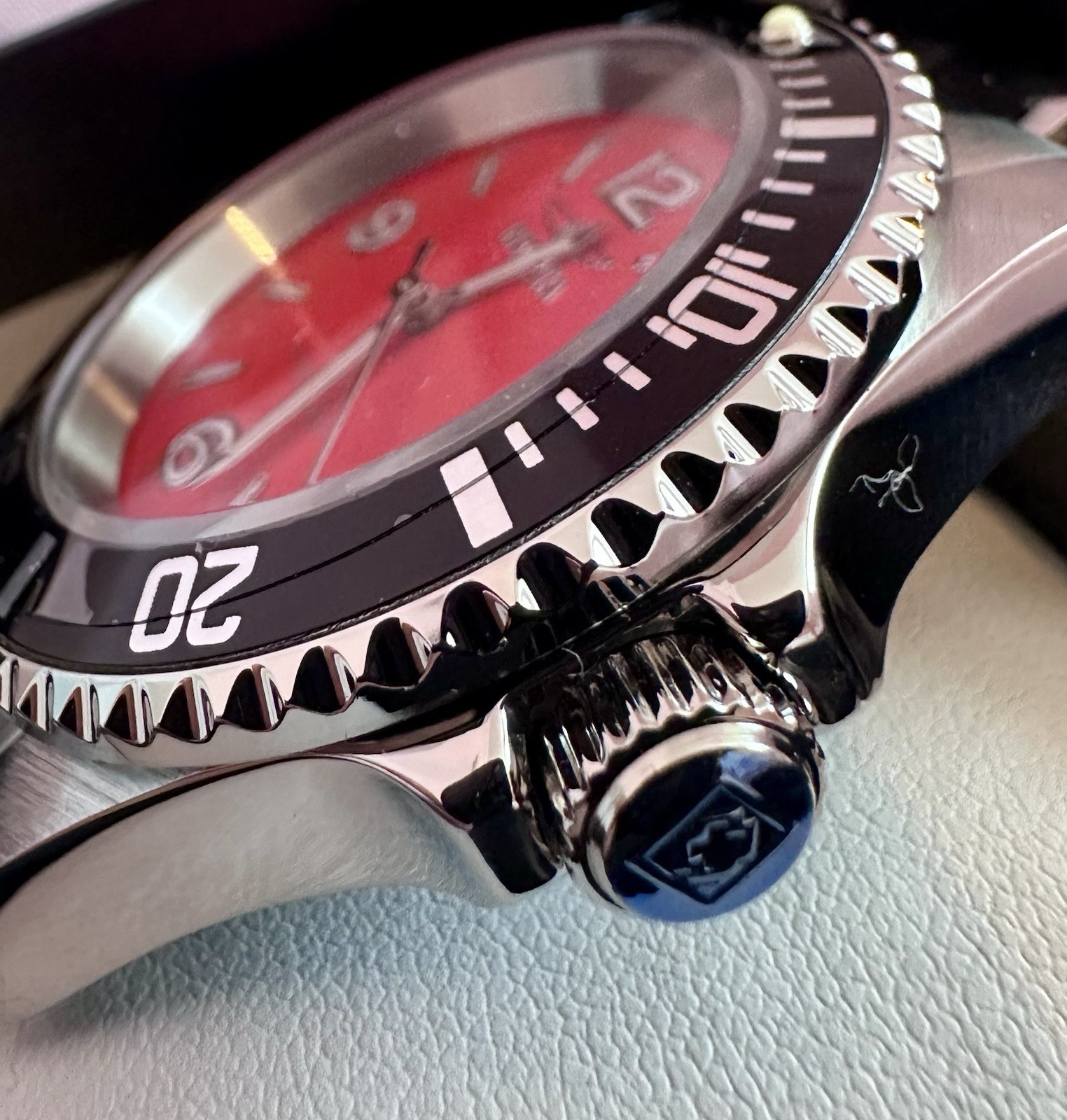 Invicta Specialty Rowan Men’s Watch – 40mm, Steel, Red Dial, Black Bezel ?