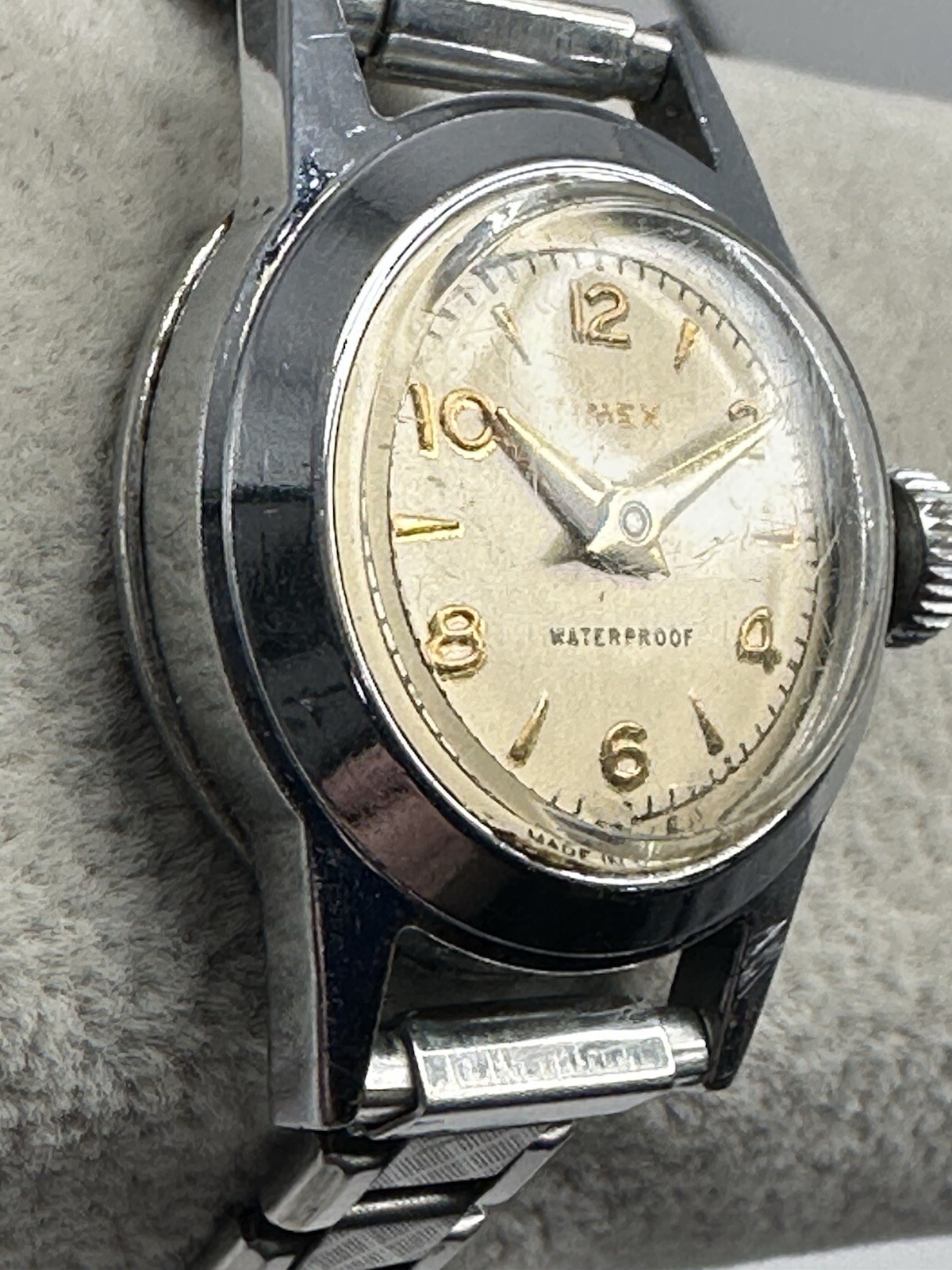 Timex Waterproof US Time 1956 Ladies Manual Wind Rare 26MM 6″ Stretch Band F1