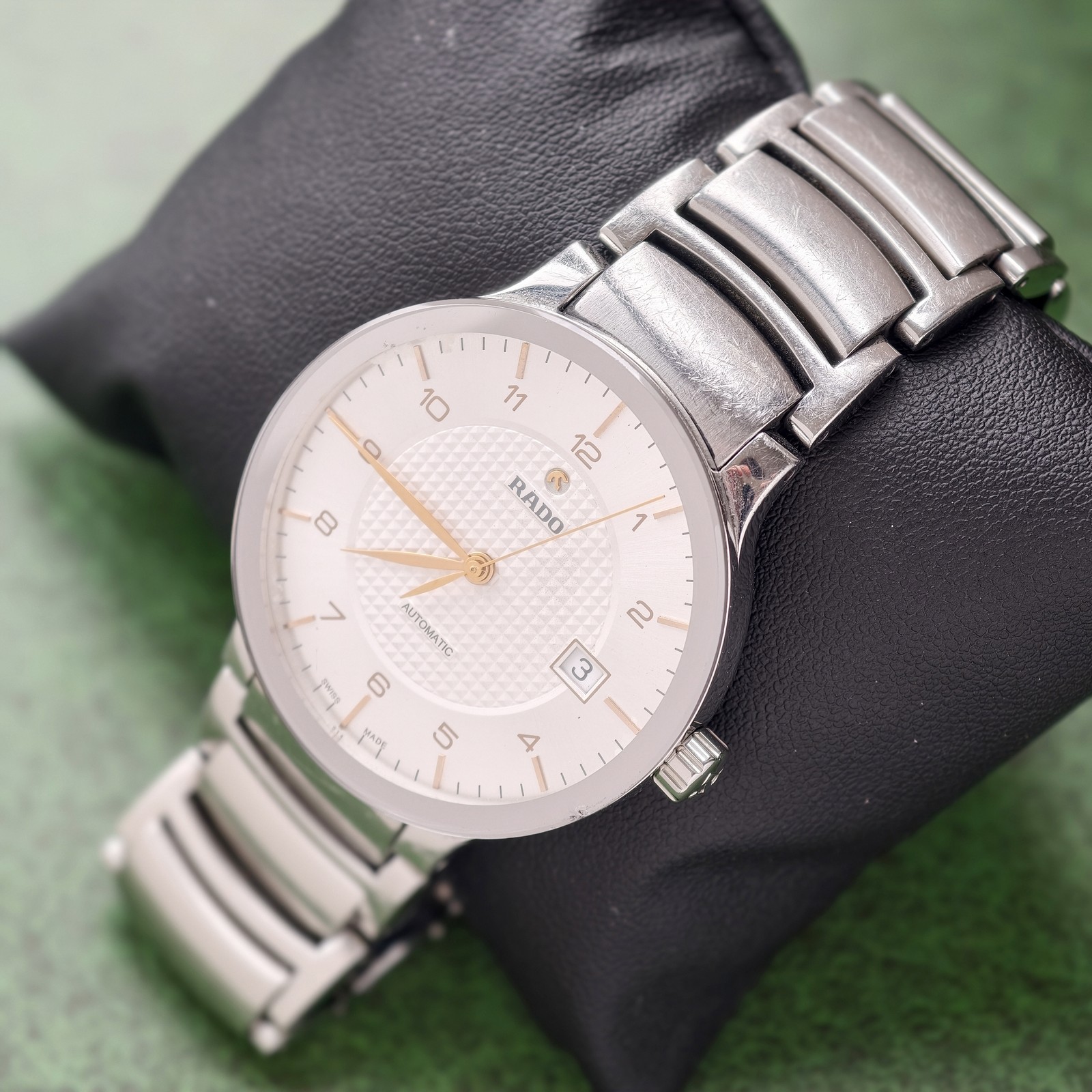 Rado White Dial Centrix R30939143 Men’s Watch Automatic 38.1mm Date