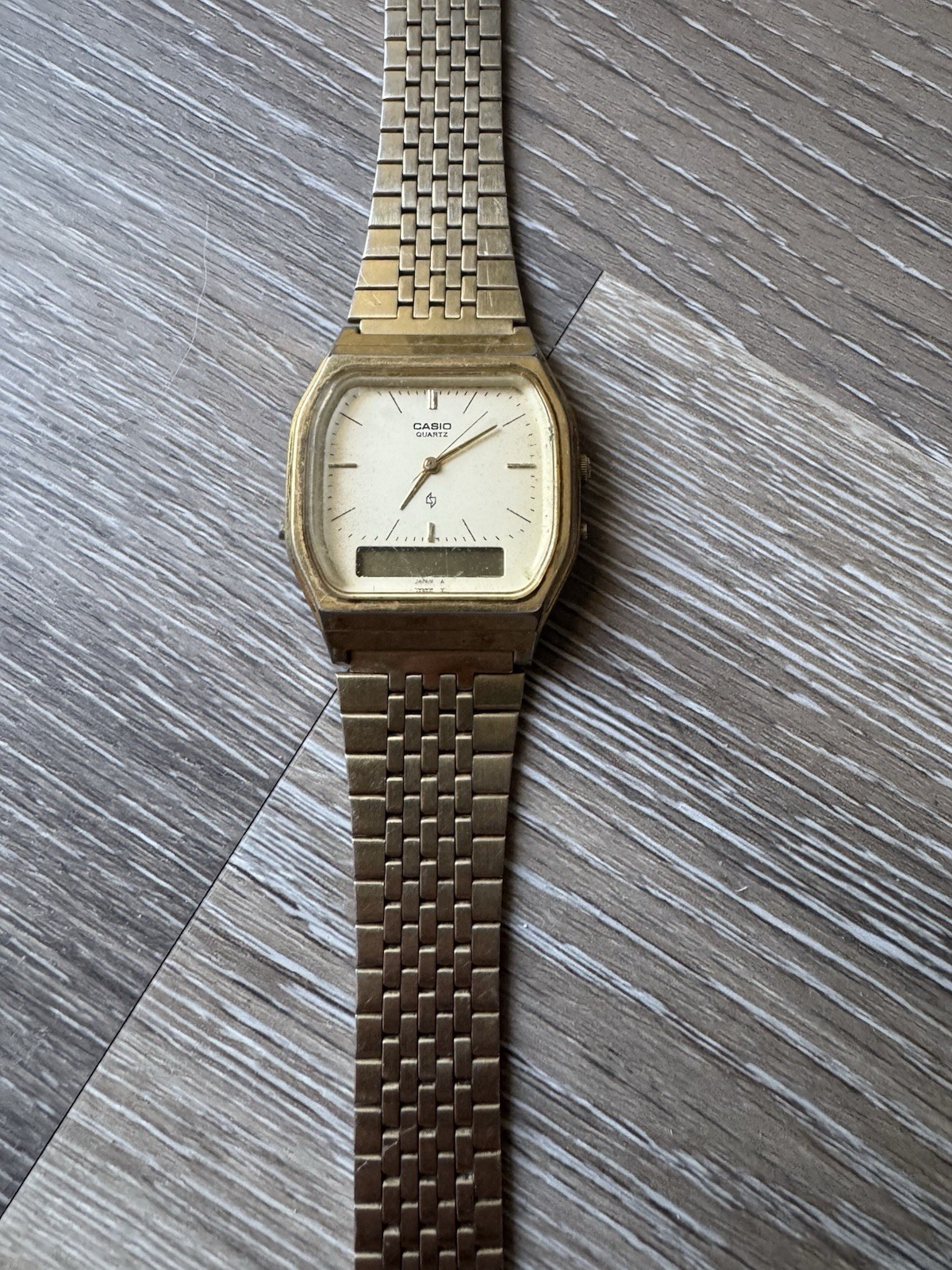 Casio AQ-340G Quartz Analog-Digital Gold Square Bracelet Watch White Dial 30mm