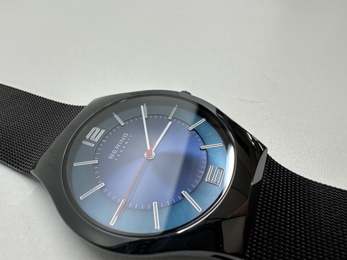 BERING CERAMIC WATCH 32039-447 (P06032835)