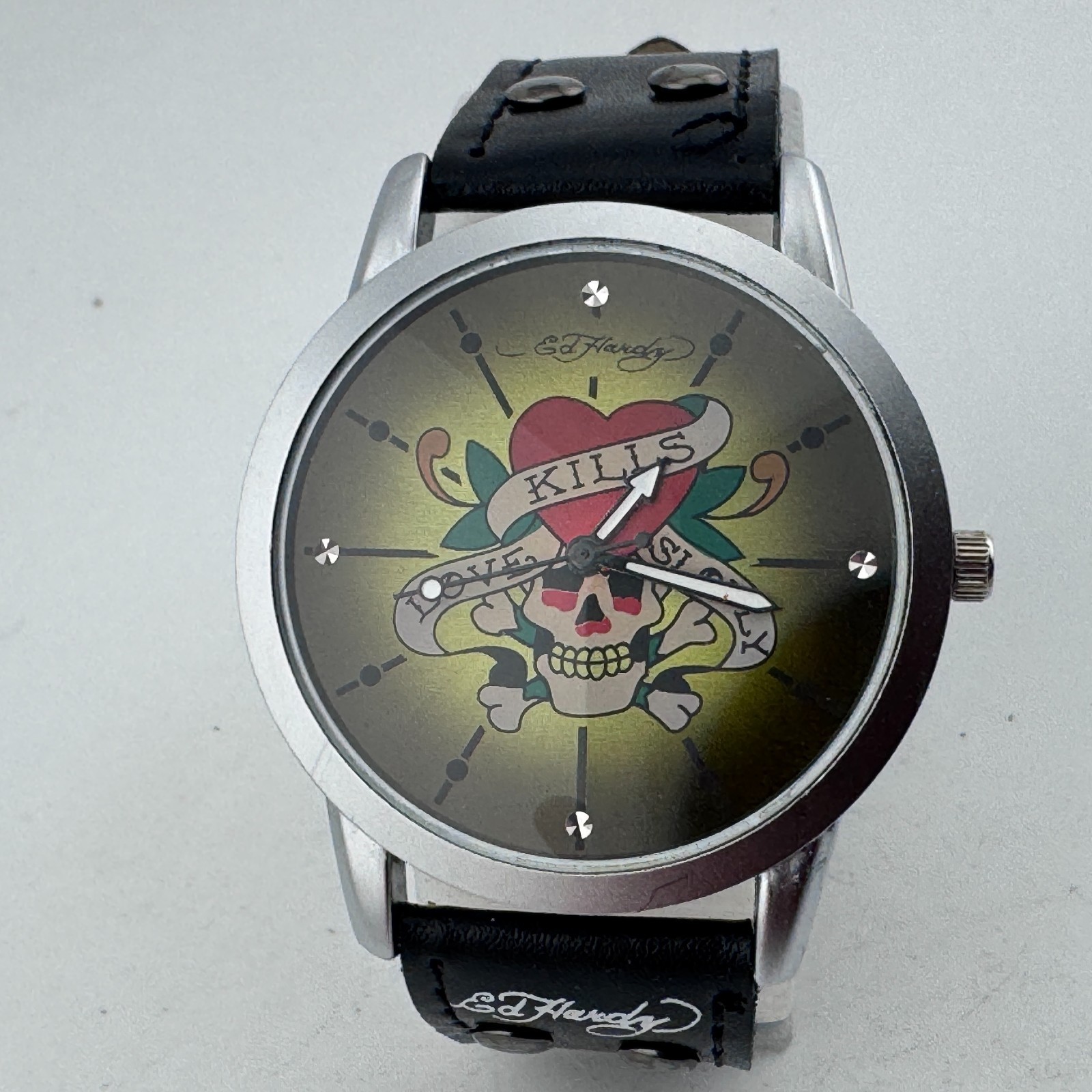 “Kills Love Slowly” Quartz Watch Men Silver Black Leather Analog New Battery