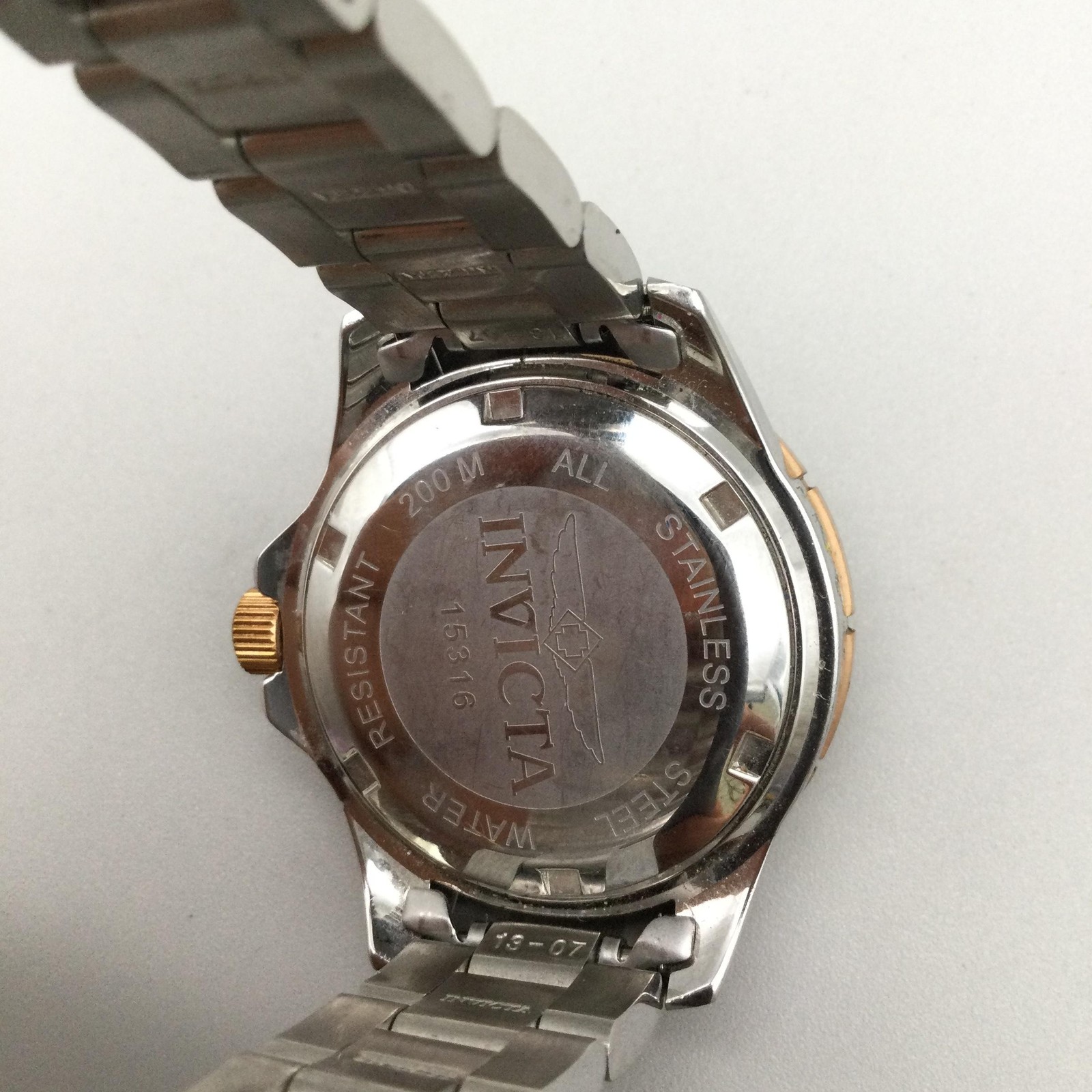 Invicta Pro Diver Ocean Barron Mens Watch 37mm Two Tone 15816 New Battery 8.25″