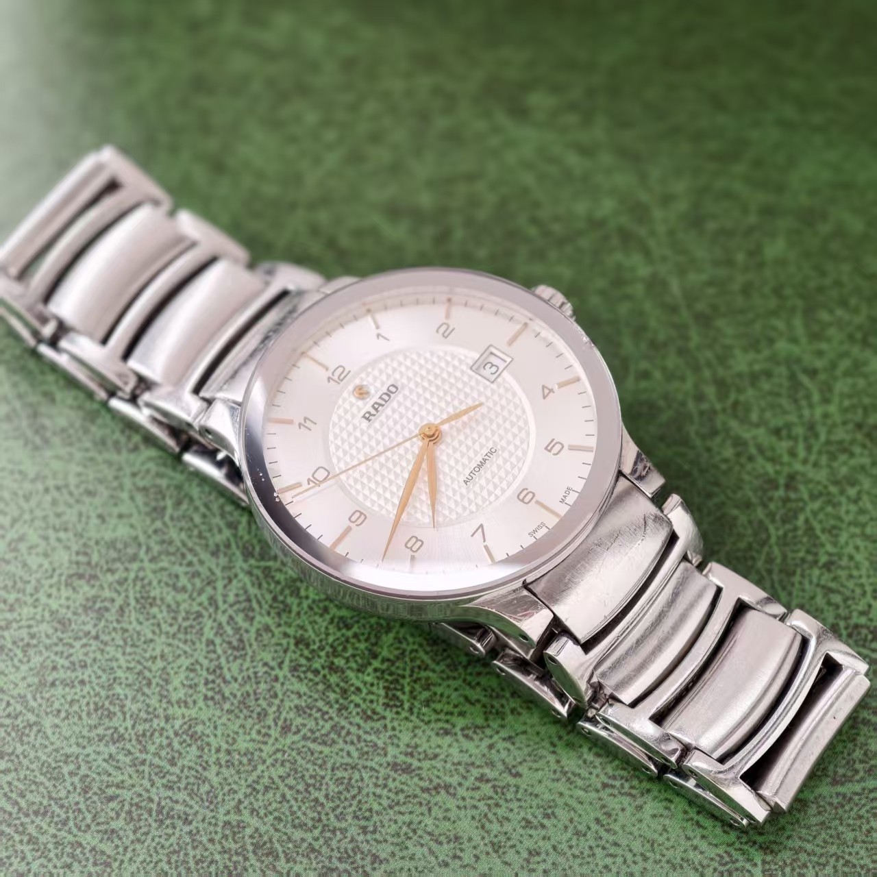 Rado White Dial Centrix R30939143 Men’s Watch Automatic 38.1mm Date