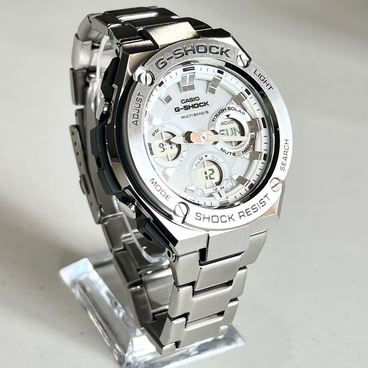CASIO G SHOCK GST W110D Radio Solar White Metal Band with Box