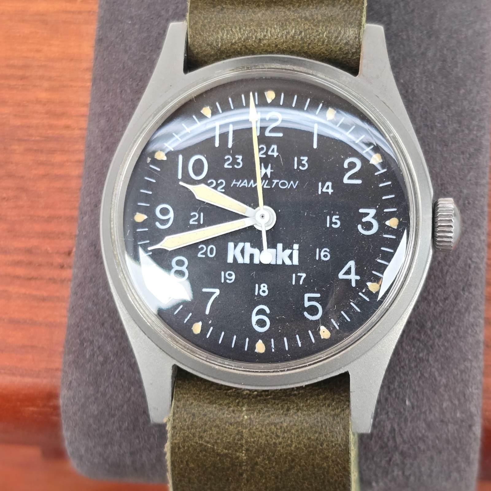 Hamilton Khaki 921980 Manual Wind Watch Black Dial Green Leather Strap Stainless