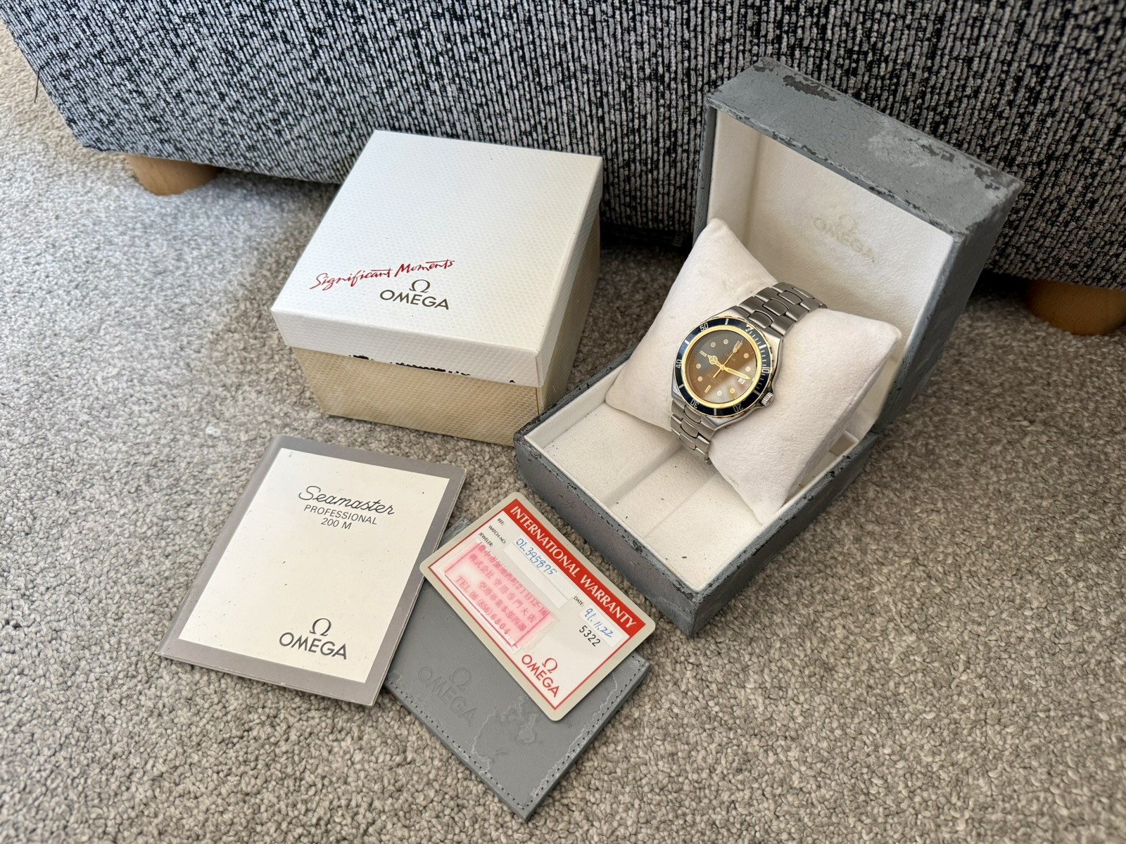 Omega Seamaster 200m • Pre-Bond Quartz • 368.1041 • Full Size • Box & Papers