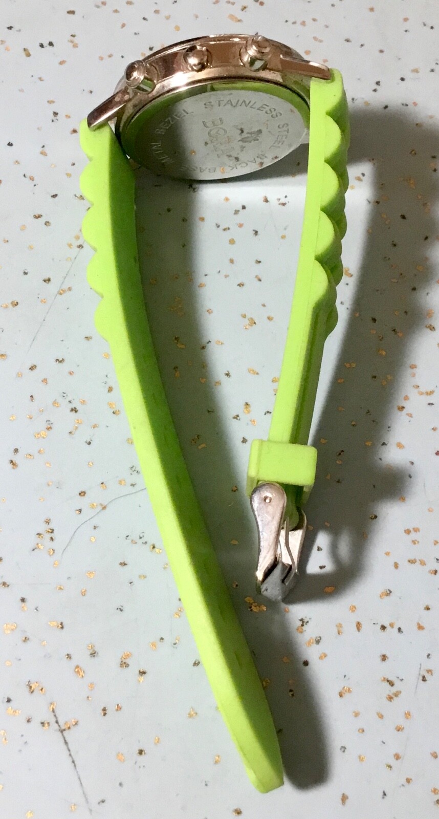 BORA SILVERTONE WATCH w/3 FAUX DIALS & LIME GREEN RUBBER BAND WRIST UP TO 7-1/4″