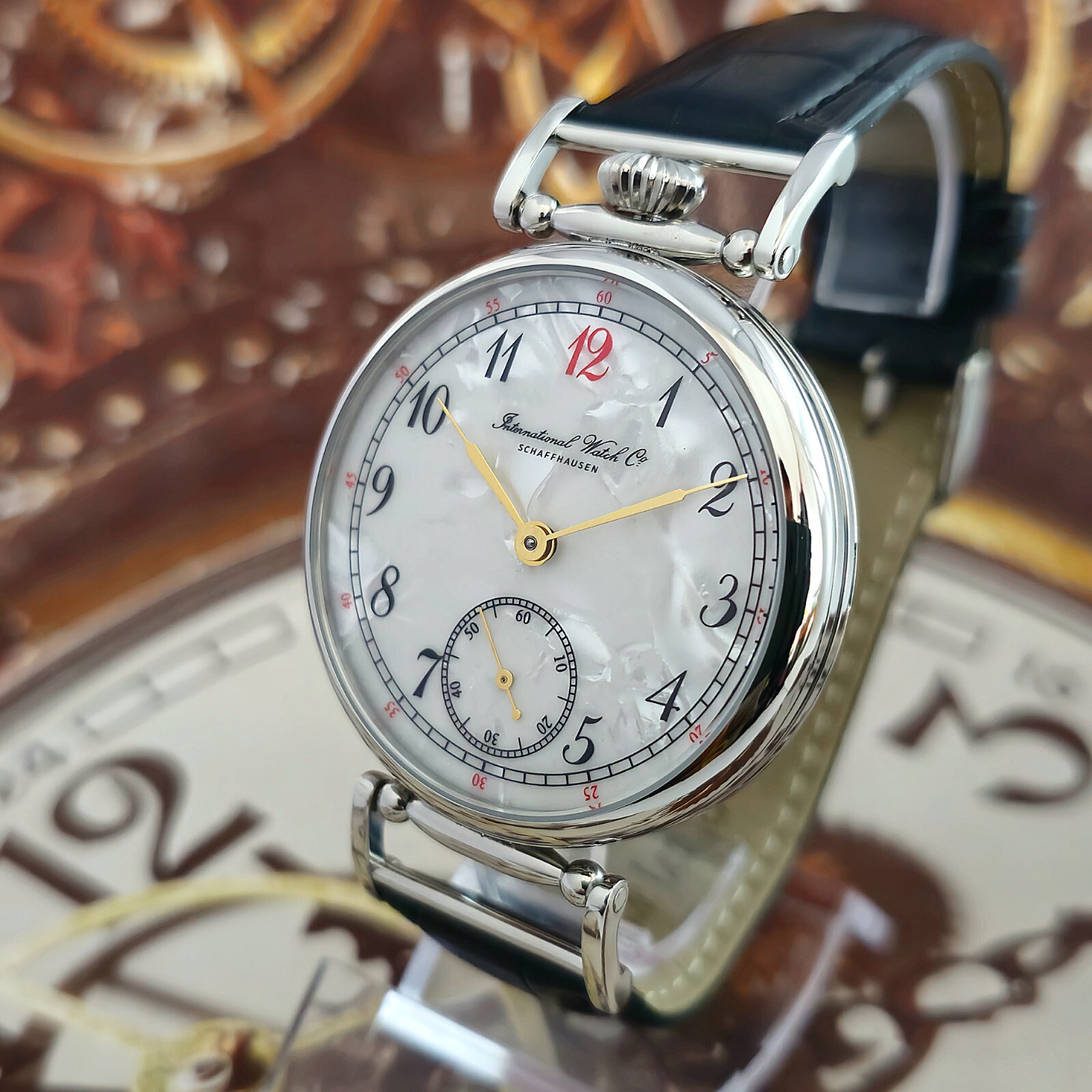 Watch USSR MARRIAGE 3602 Rare Dial Vintage mechanism MOLNIJA 18 Jewels