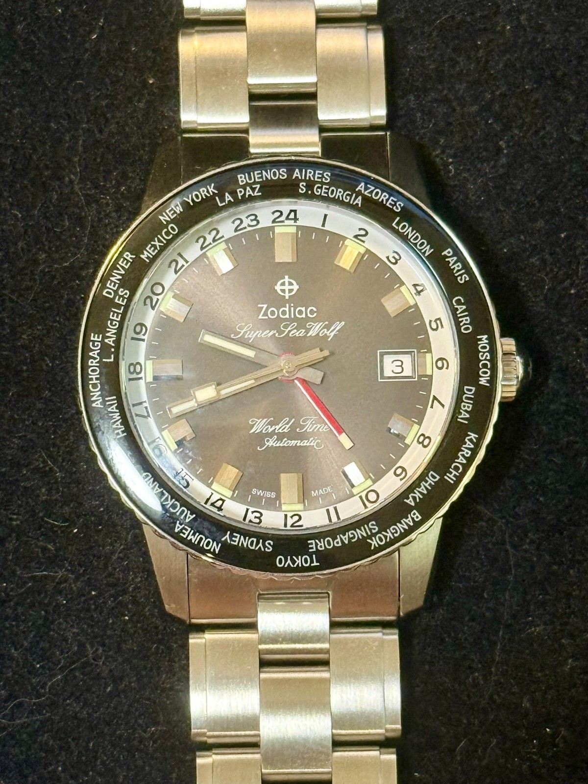 Zodiac Super Sea Wolf GMT World Time Automatic Black Dial Watch ZO9409 Full Set