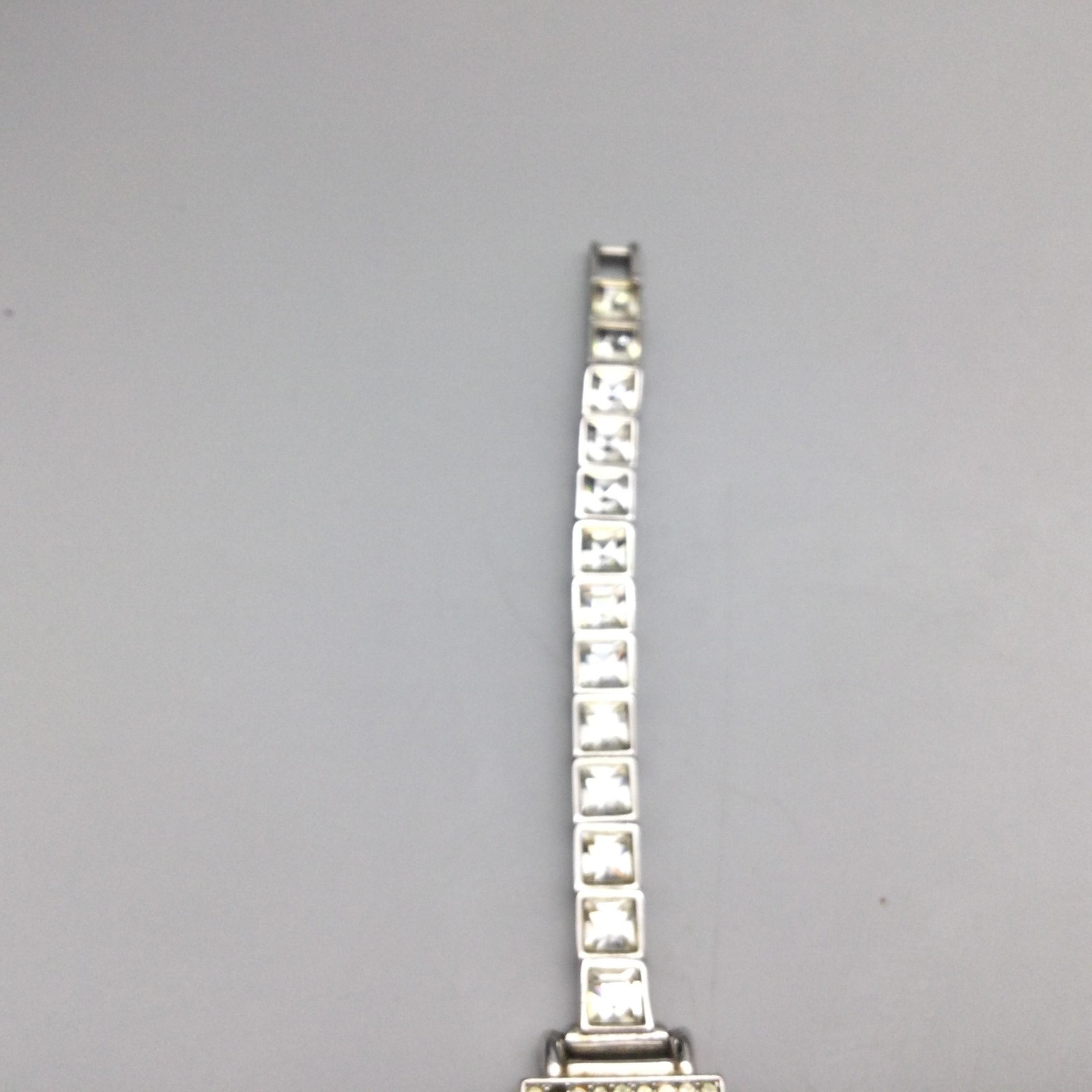 Cenerre Womens Watch 15mm Silver Tone MOP Dial Crystal New Battery 6.25″