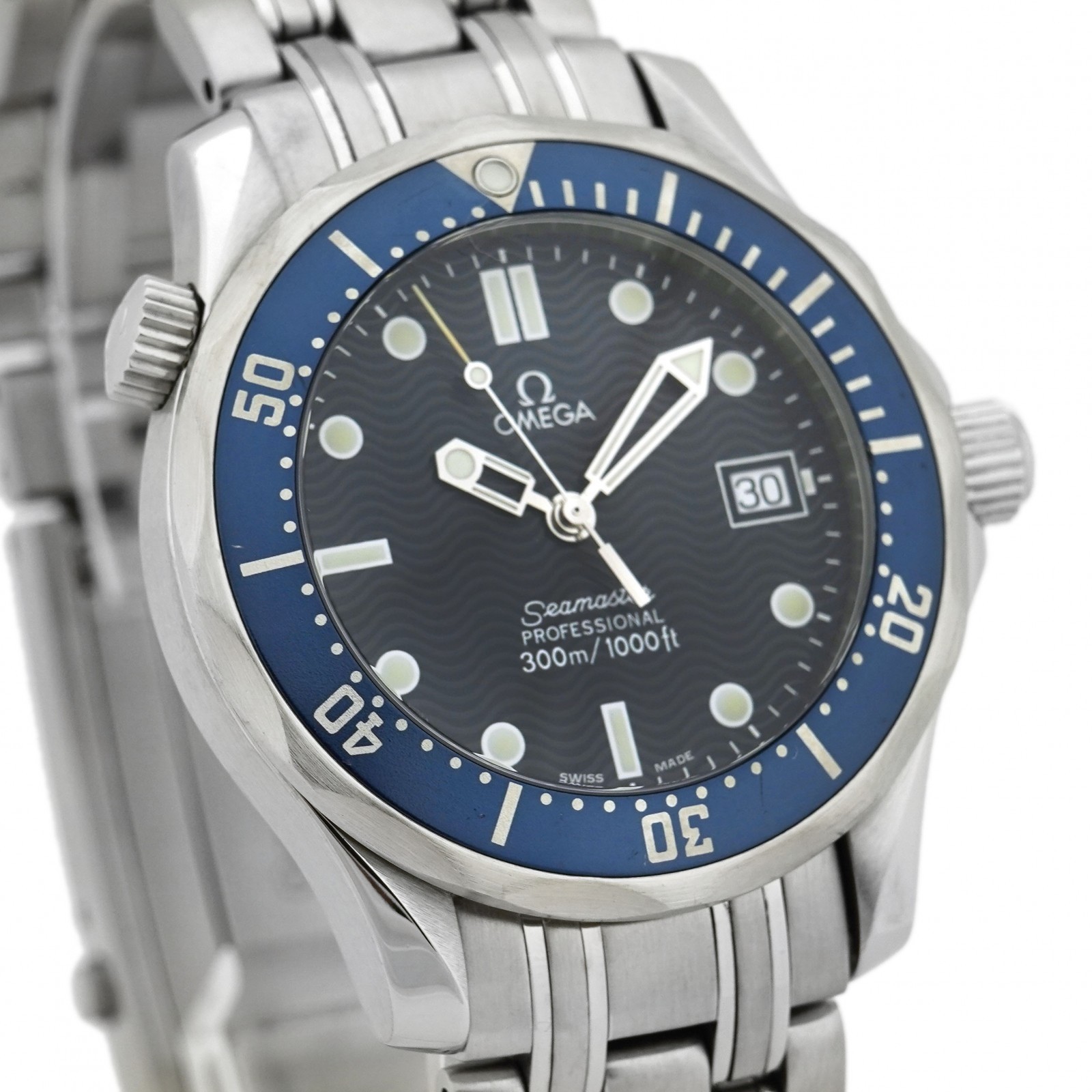 OMEGA Seamaster Professional Diver 2561.80.00 Quartz Blue Dial Men