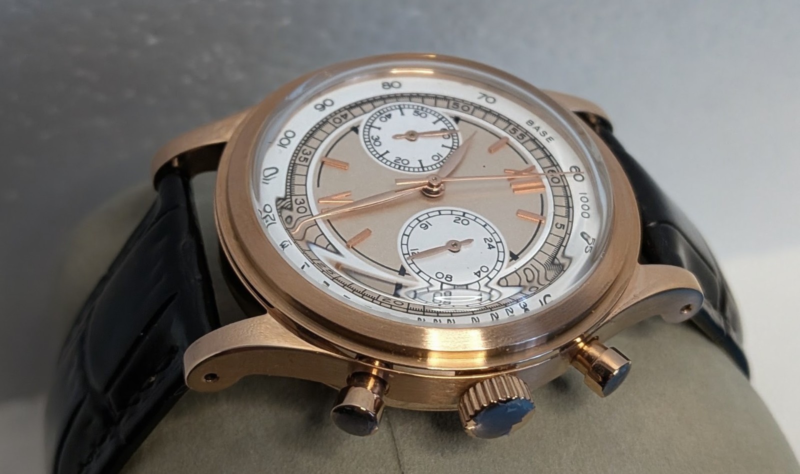 Vintage Inspired Chronograph men’s watch