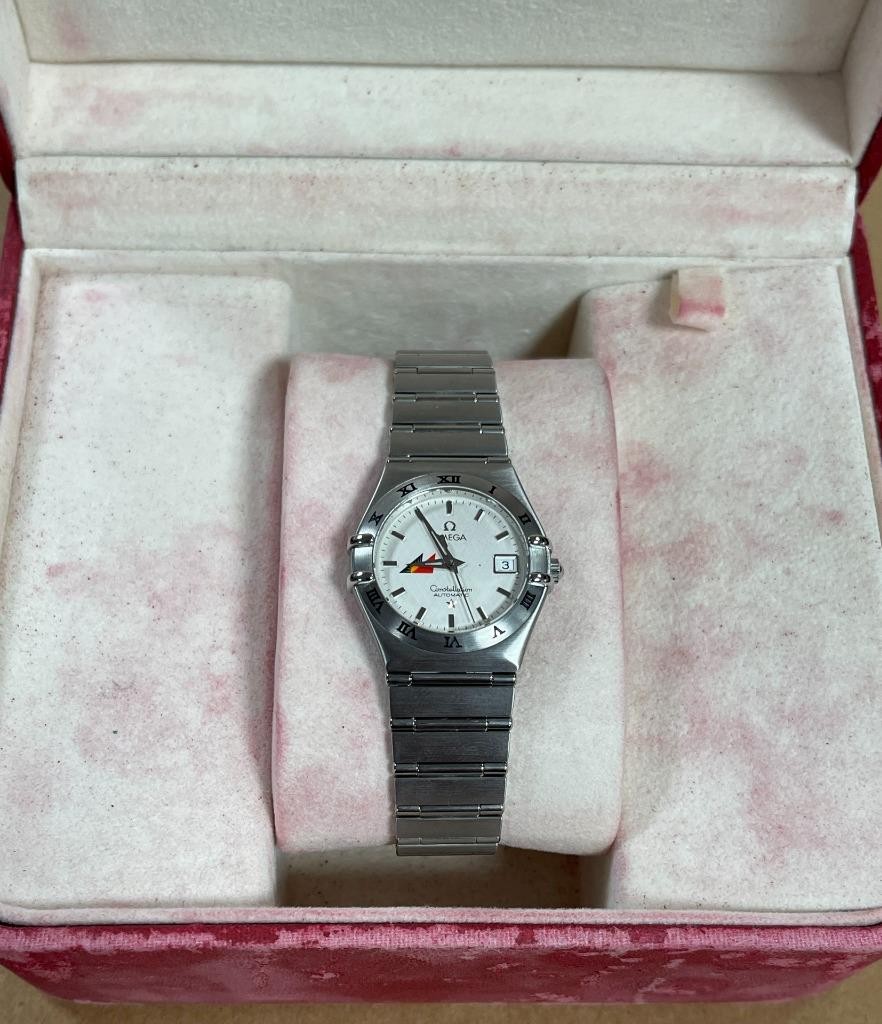 OMEGA 1592.32.00 CONSTELLATION PHILIPPINES AIRLINES SS 27mm AUTOMATIC WATCH.