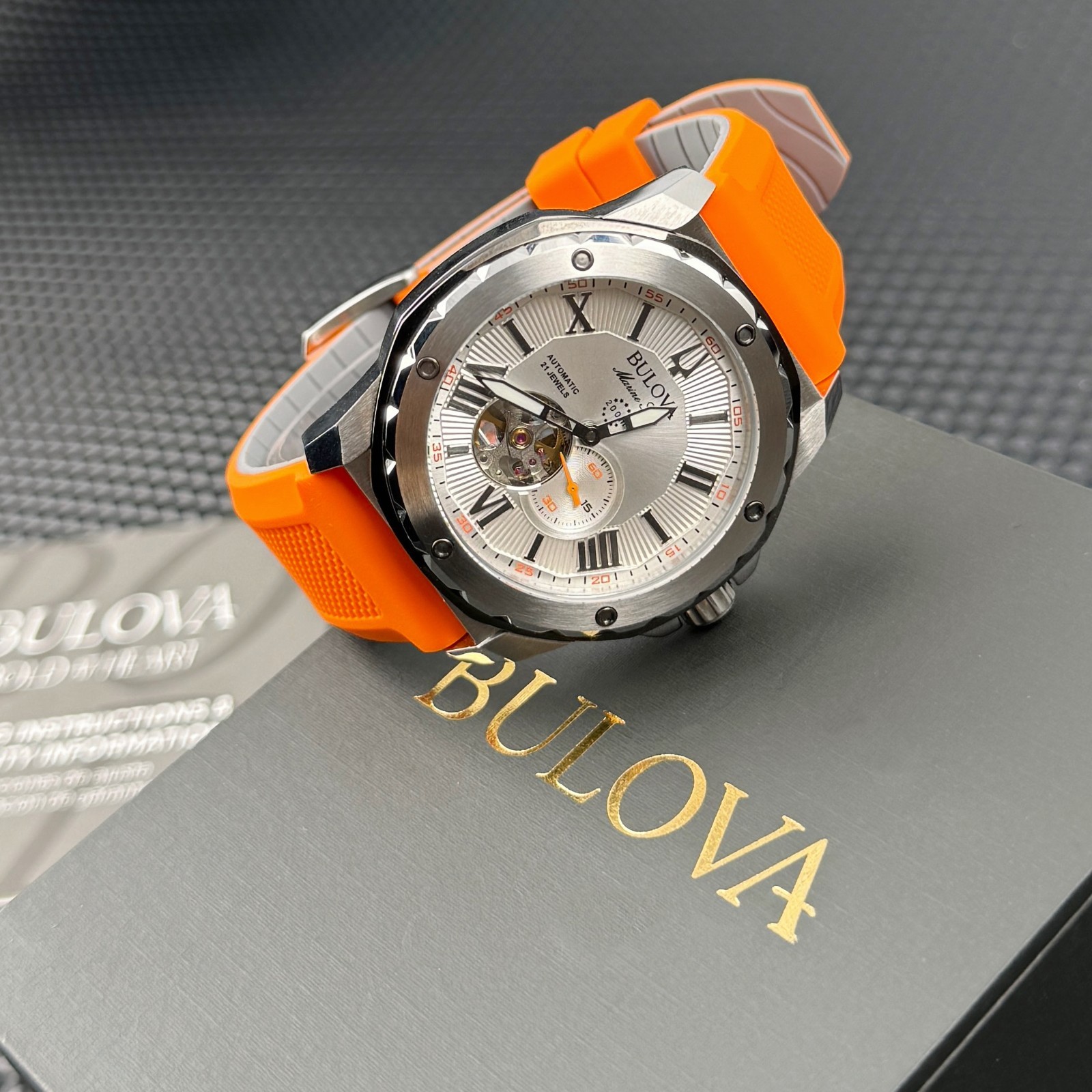 Bulova Marine Star Automatic Silver white Dial 98A226 Men’s Watch 45mm