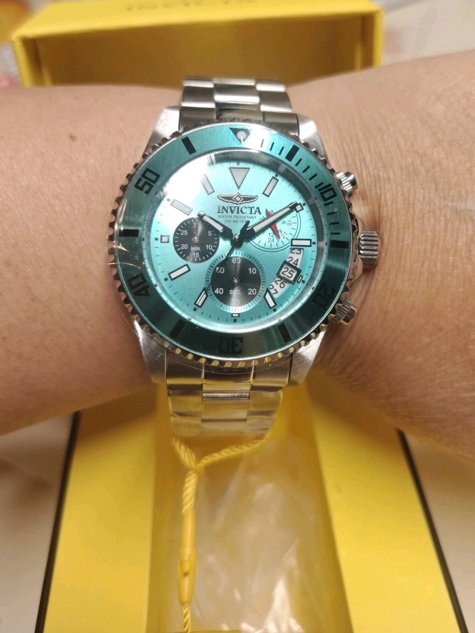 Invicta Pro Diver Mens Watch 44mm Turquoise Steel 51123 MSRP $249 WR 200M