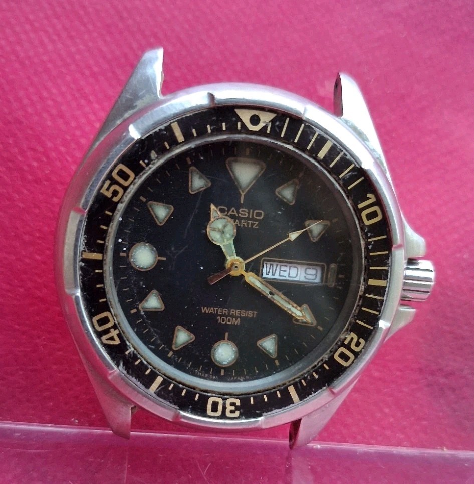 Vintage Casio 394 MD-502 Diver Not Working Japan Made