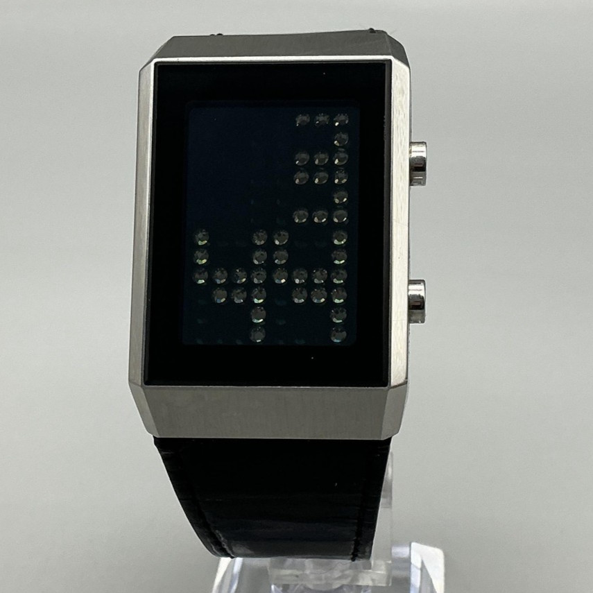 UMA Mens Watch 31mm Silver Tone LED Digital Black Leather New Battery