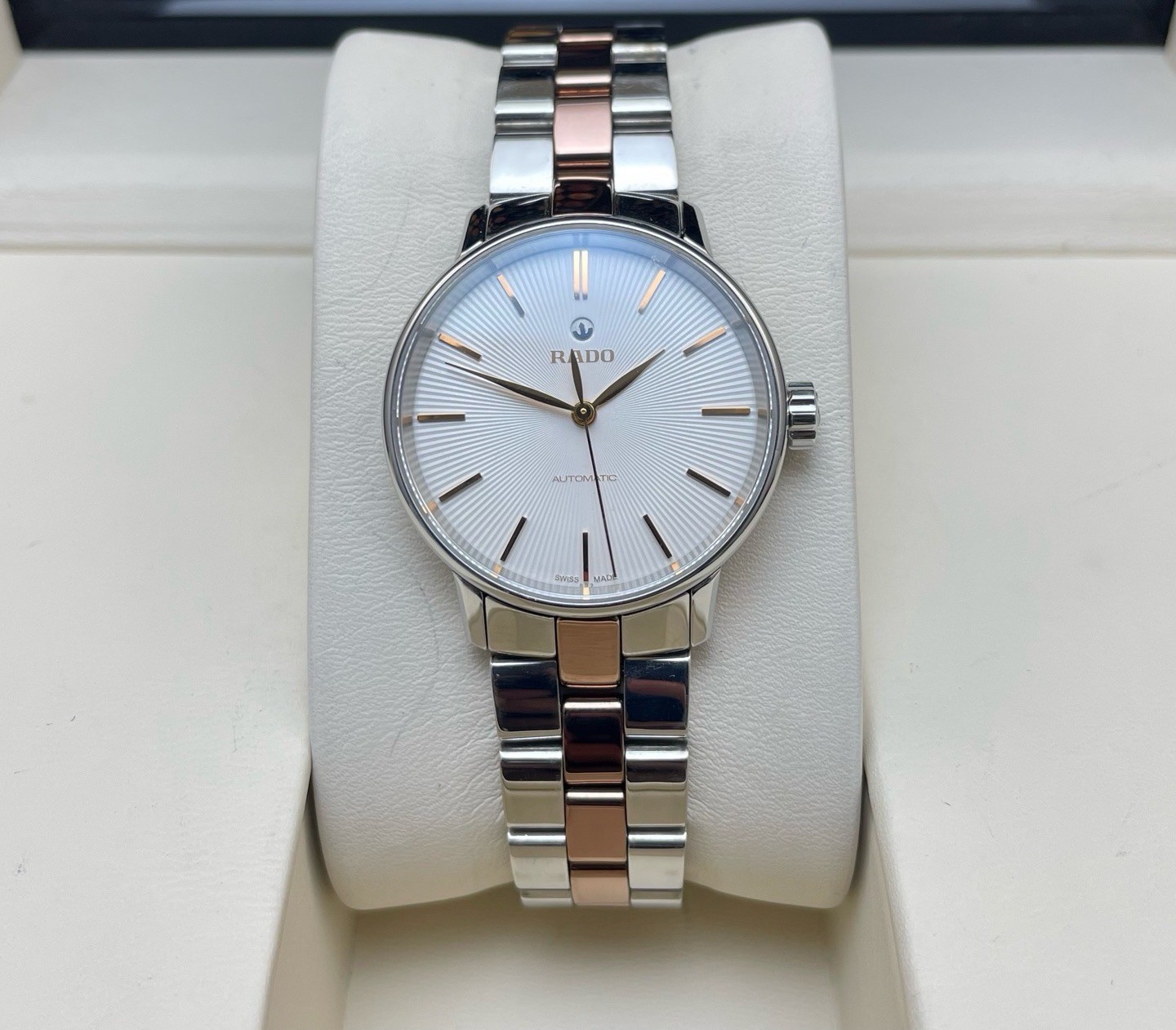Rado White Dial Centrix R22862022 Women’s Watch Automatic 31.8mm Champagne scale