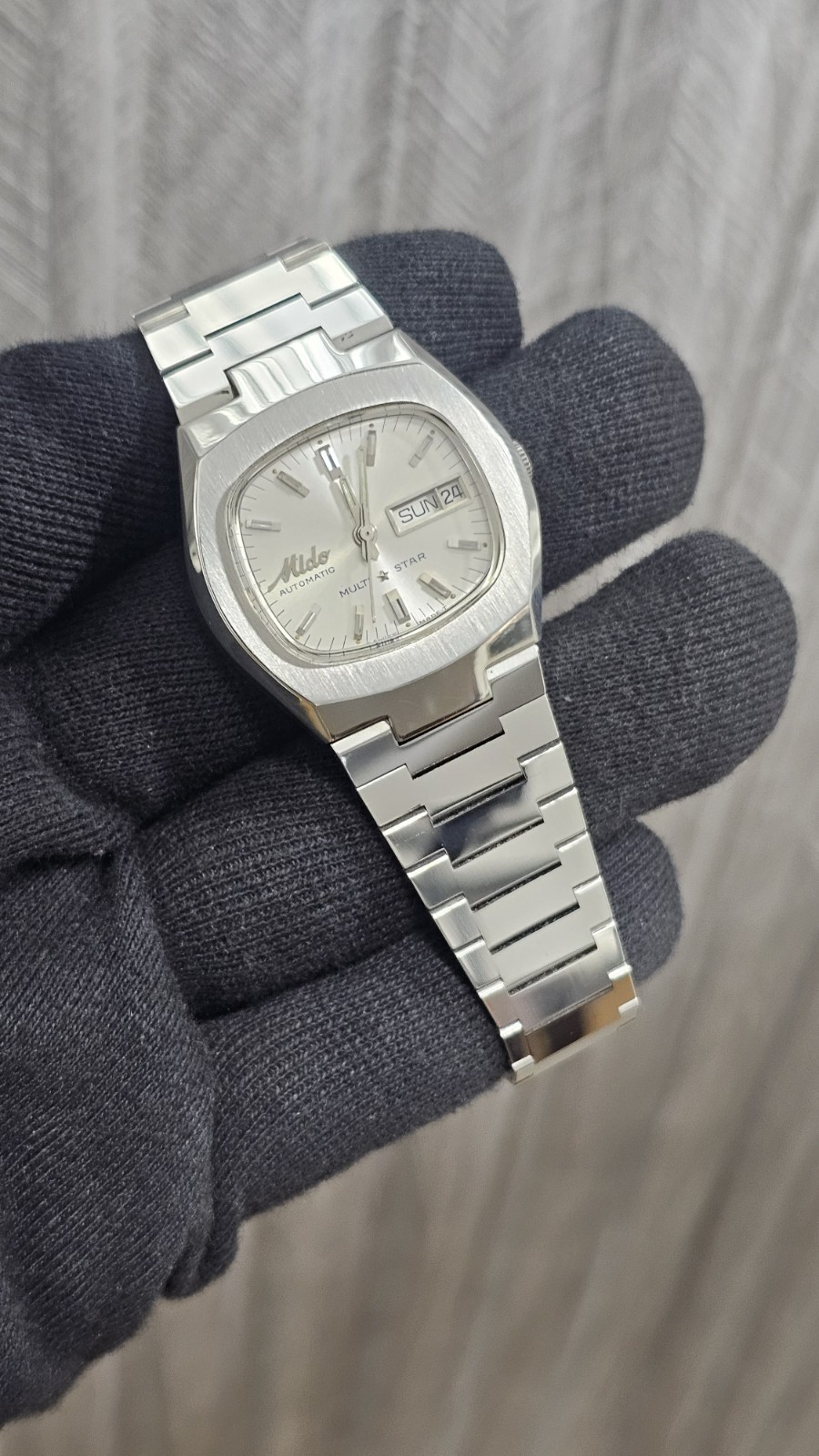 Mido Multistar NOS Automatic 25 Jewels Beauty White Dial Men’s Wristwatch Swiss.