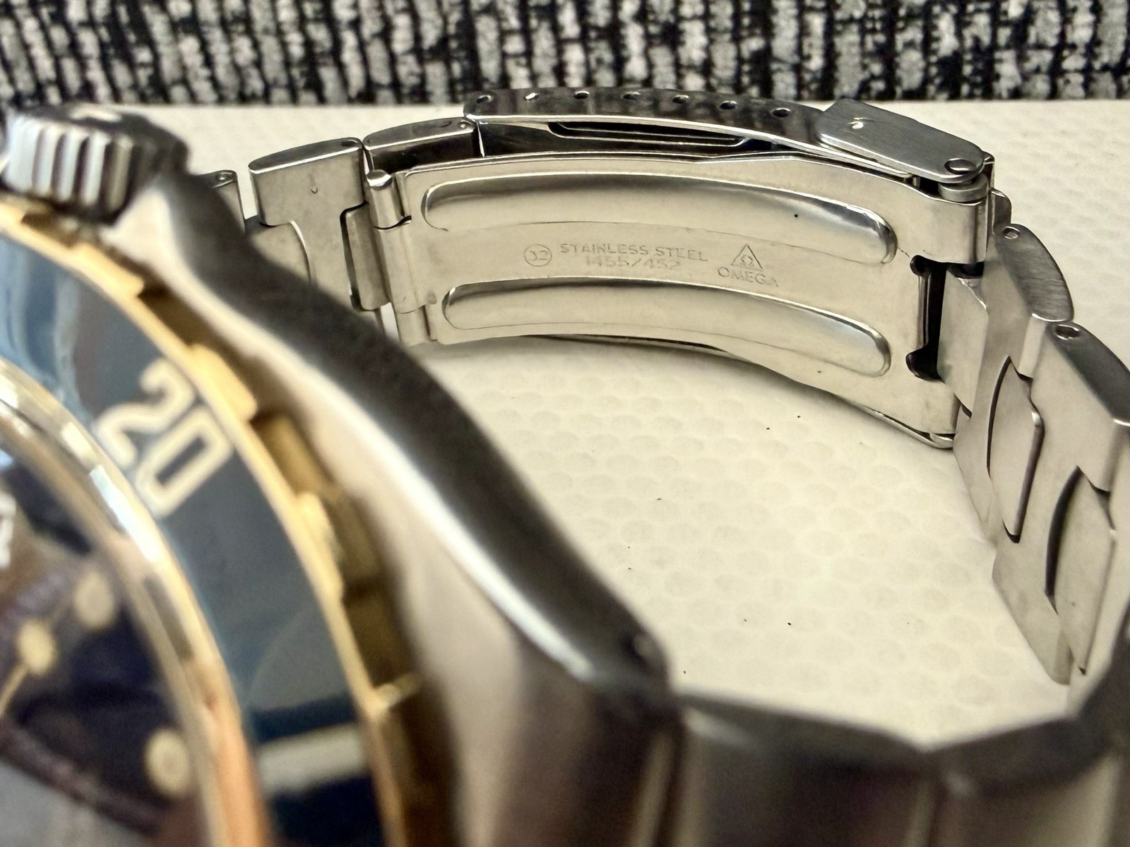 Omega Seamaster 200m • Pre-Bond Quartz • 368.1041 • Full Size • Box & Papers