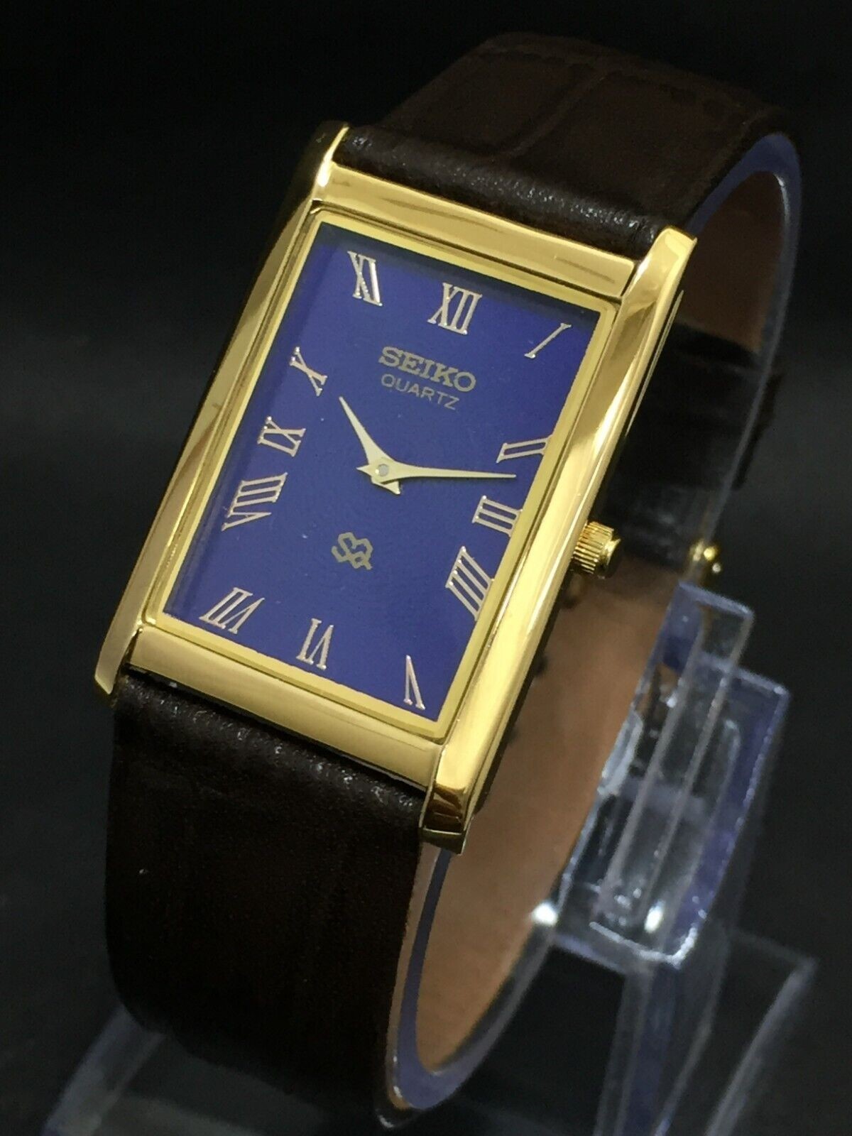 Vintage Seiko Slim Quartz Blue Face Rectangle Japanese 26MM Case Mens Watch S05