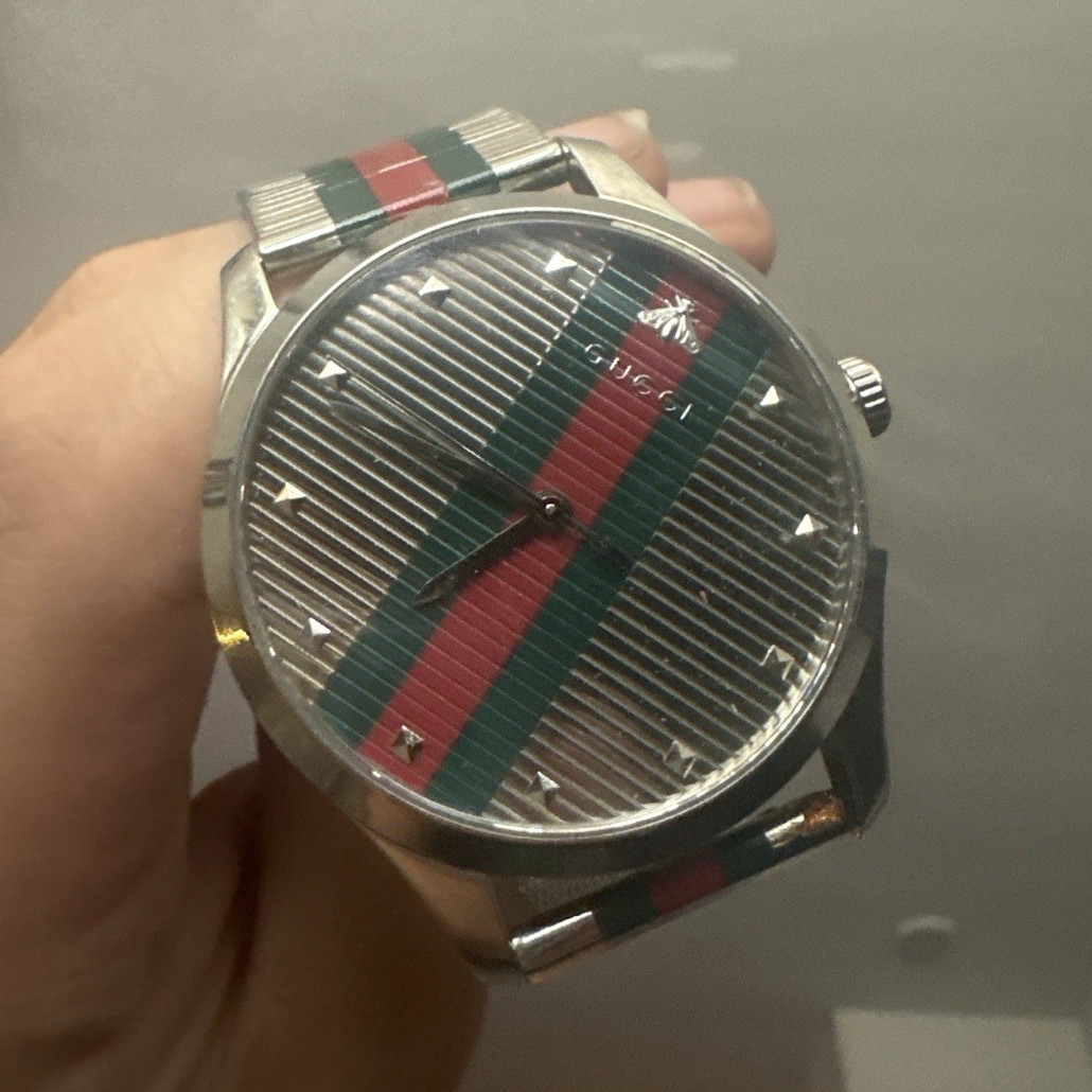 Gucci G-Timeless 38mm Quartz Silver Dial Stripe 50m Wristwatch-Needs New Battery