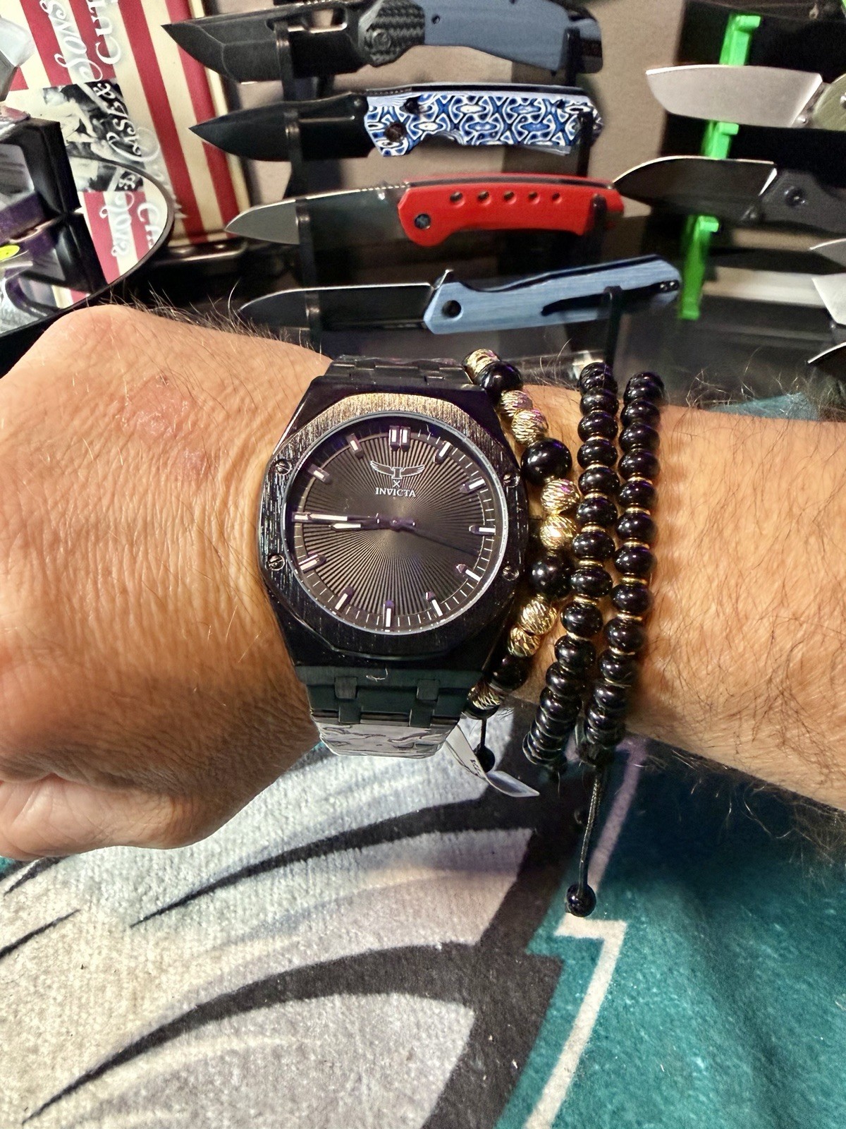 Invicta Men’s Octagon Black Sunburst Dial blacked out bracelet! HOT 🔥🔥🔥