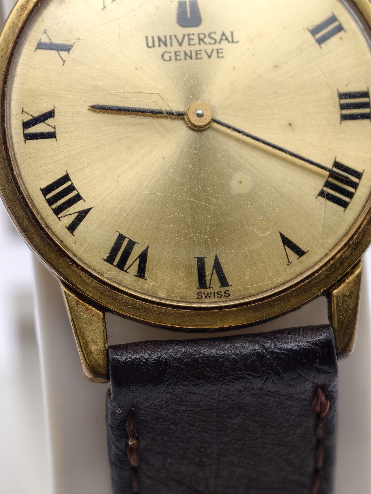 Universal Genève Vintage Manual Winding Gold Plated Watch Ref. 542101