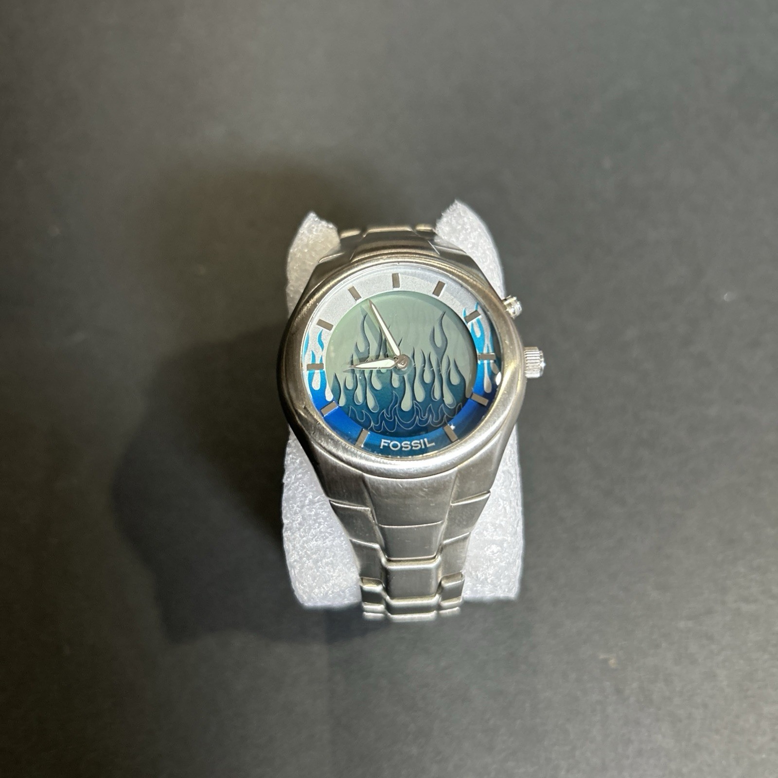 Fossil Big Tic JR-8222 Blue Flame Animated Dial Watch case number 300403 Works!