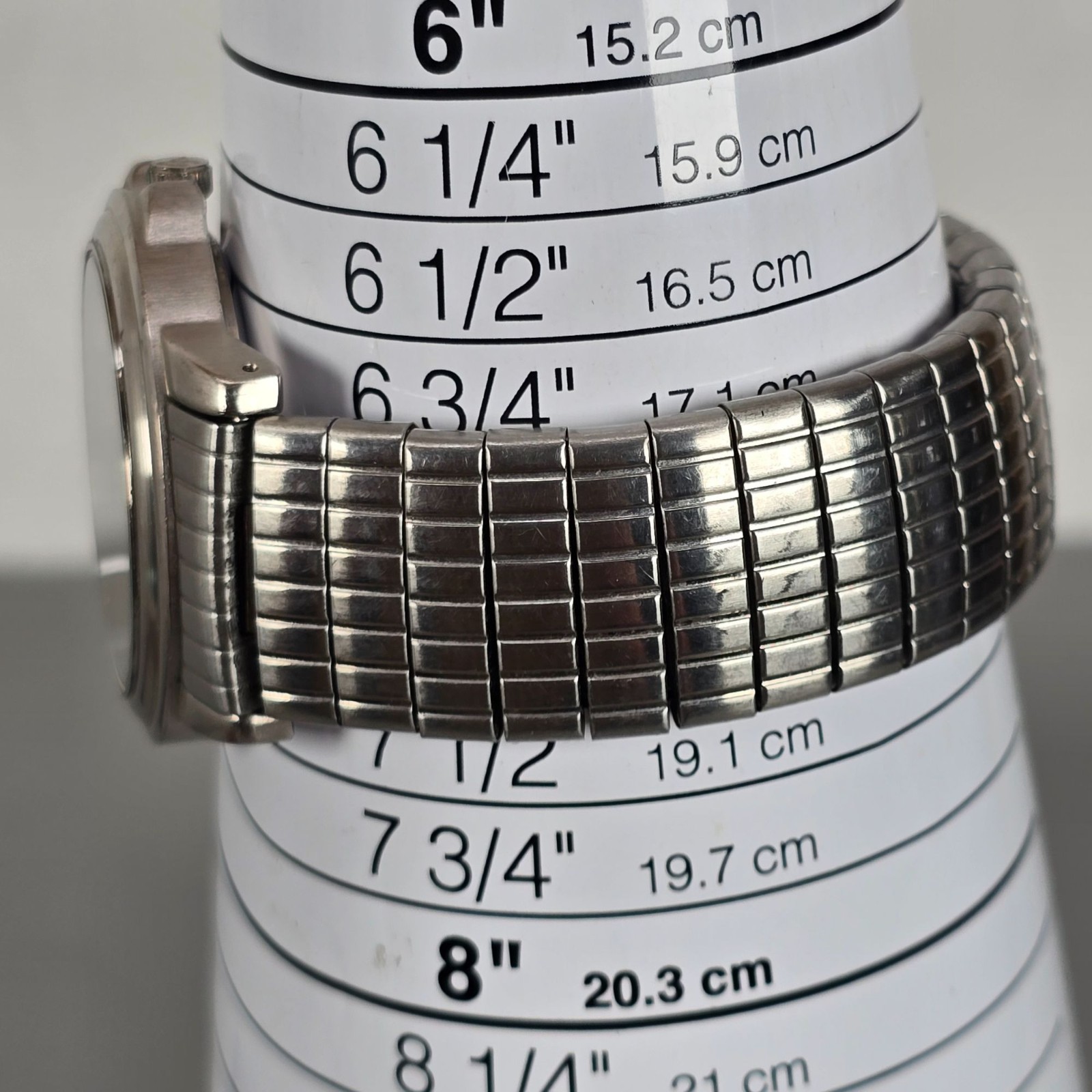 Waltham Classics 30 Meter WAM004 Mens Stainless Steel Wrist Watch W/ Day/Date