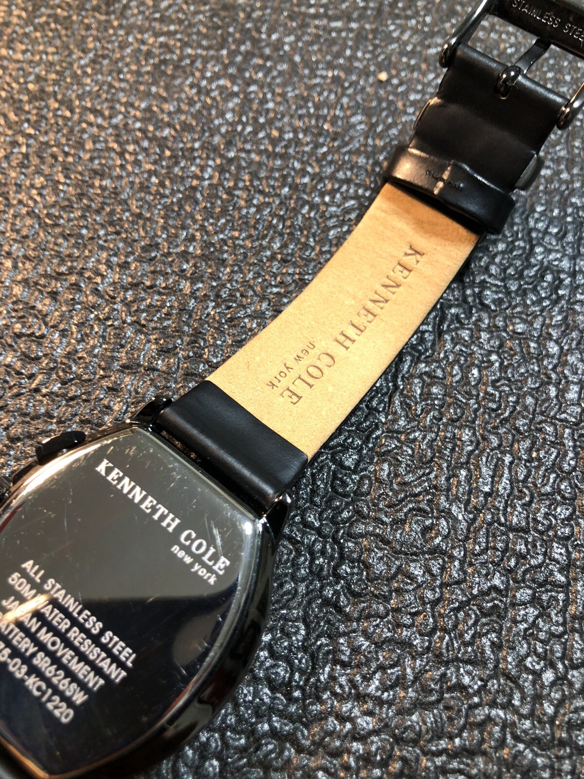Kenneth Cole New York Men’s Chronograph Watch Barrel/Tonneau Shape New Battery